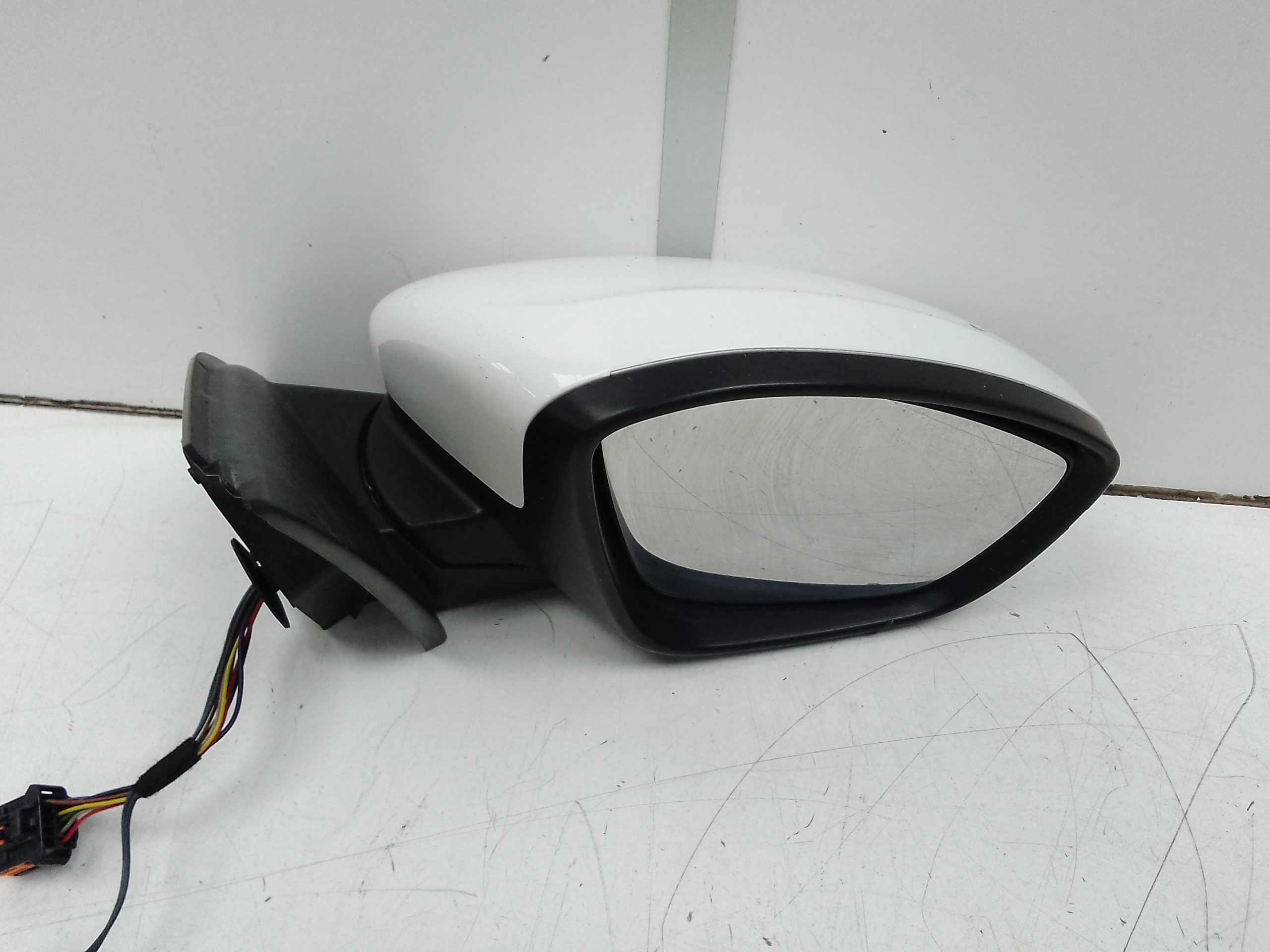 Retrovisor derecho peugeot 308 (2013->)