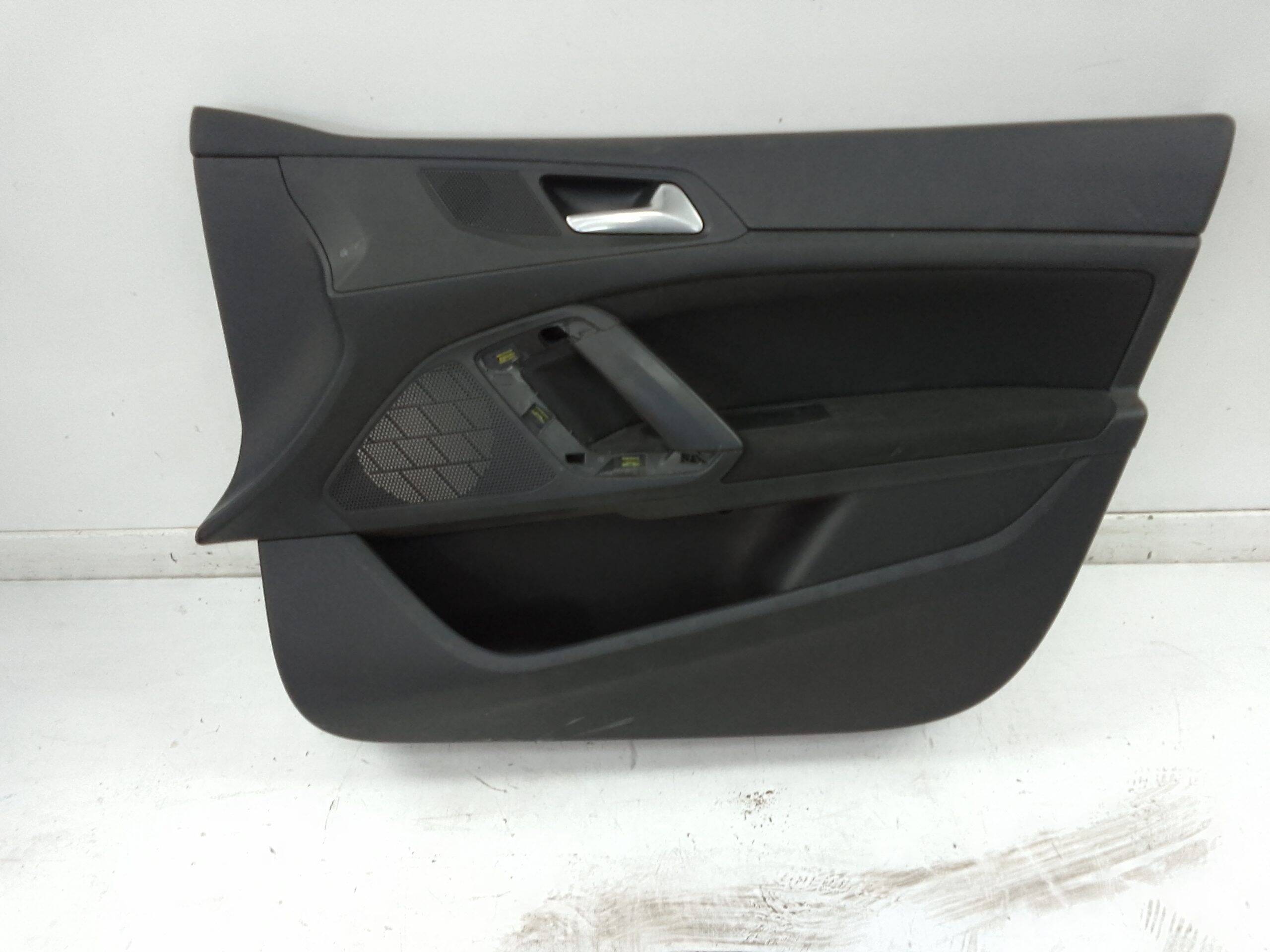 Guarnecido puerta delantera derecha peugeot 308 (2013->)