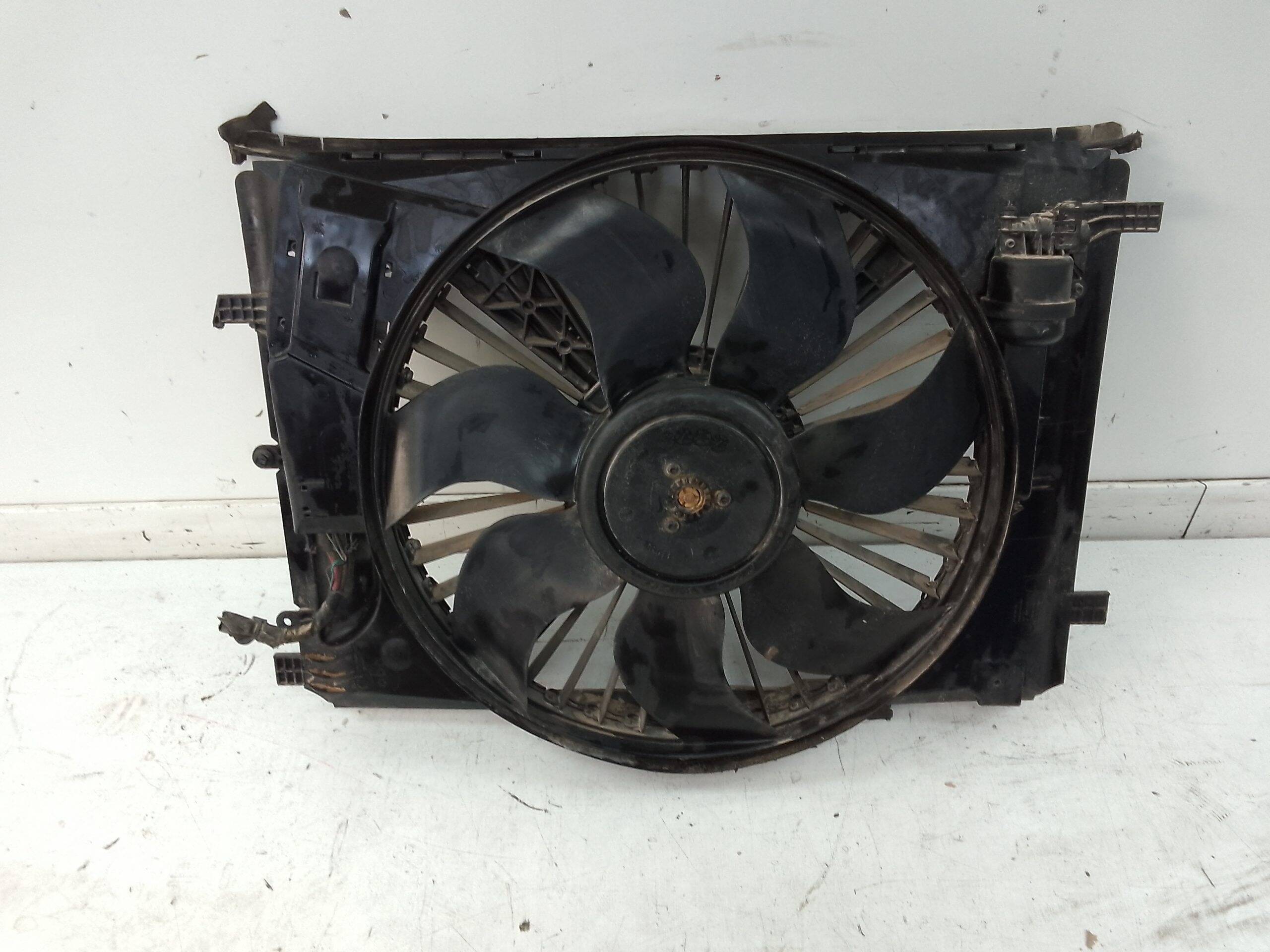 Electroventilador mercedes-benz clase c (bm 204) coupe (01.2011->)