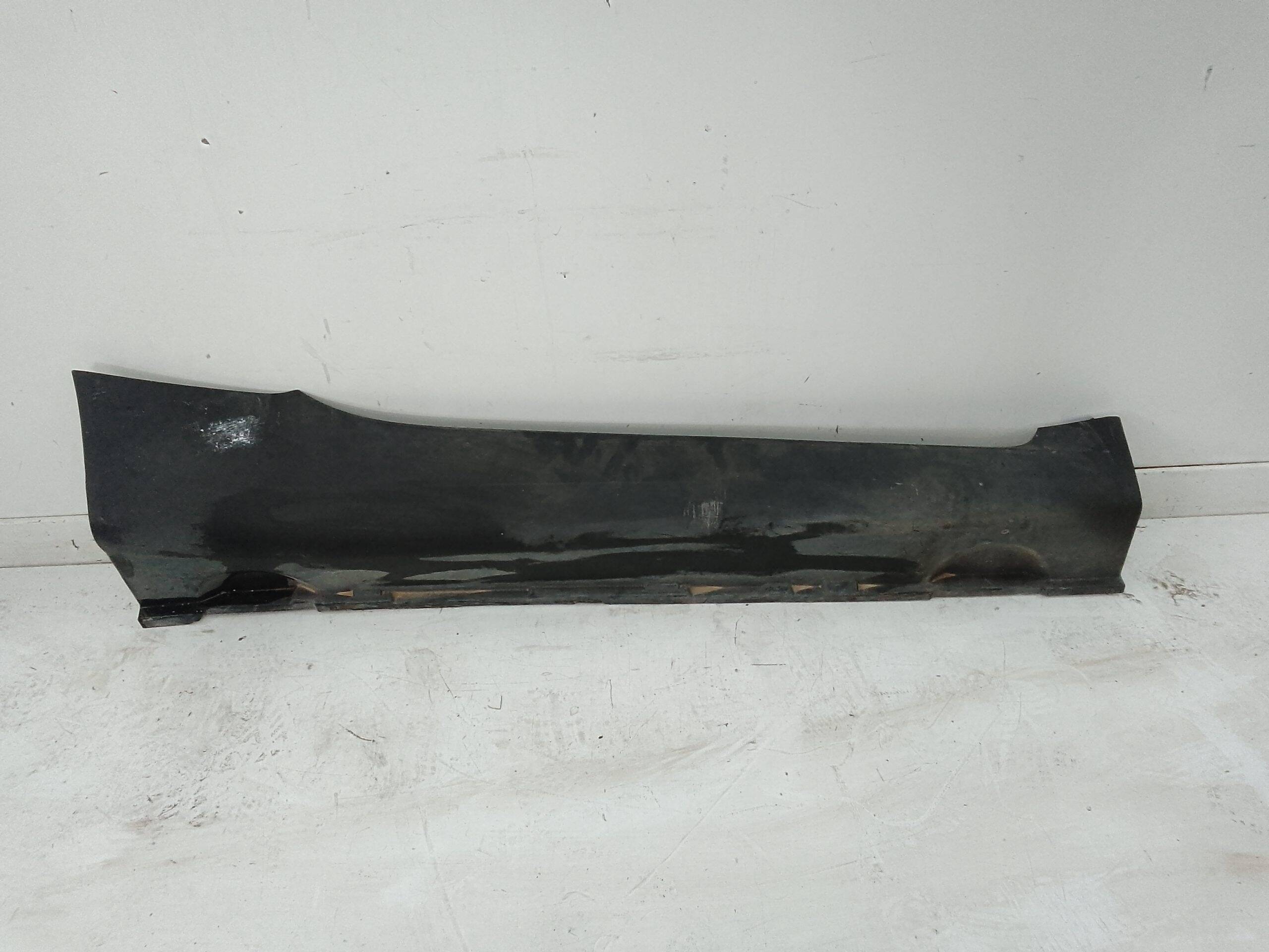 Spoiler talonera derecha smart fortwo coupe (01.2007->)