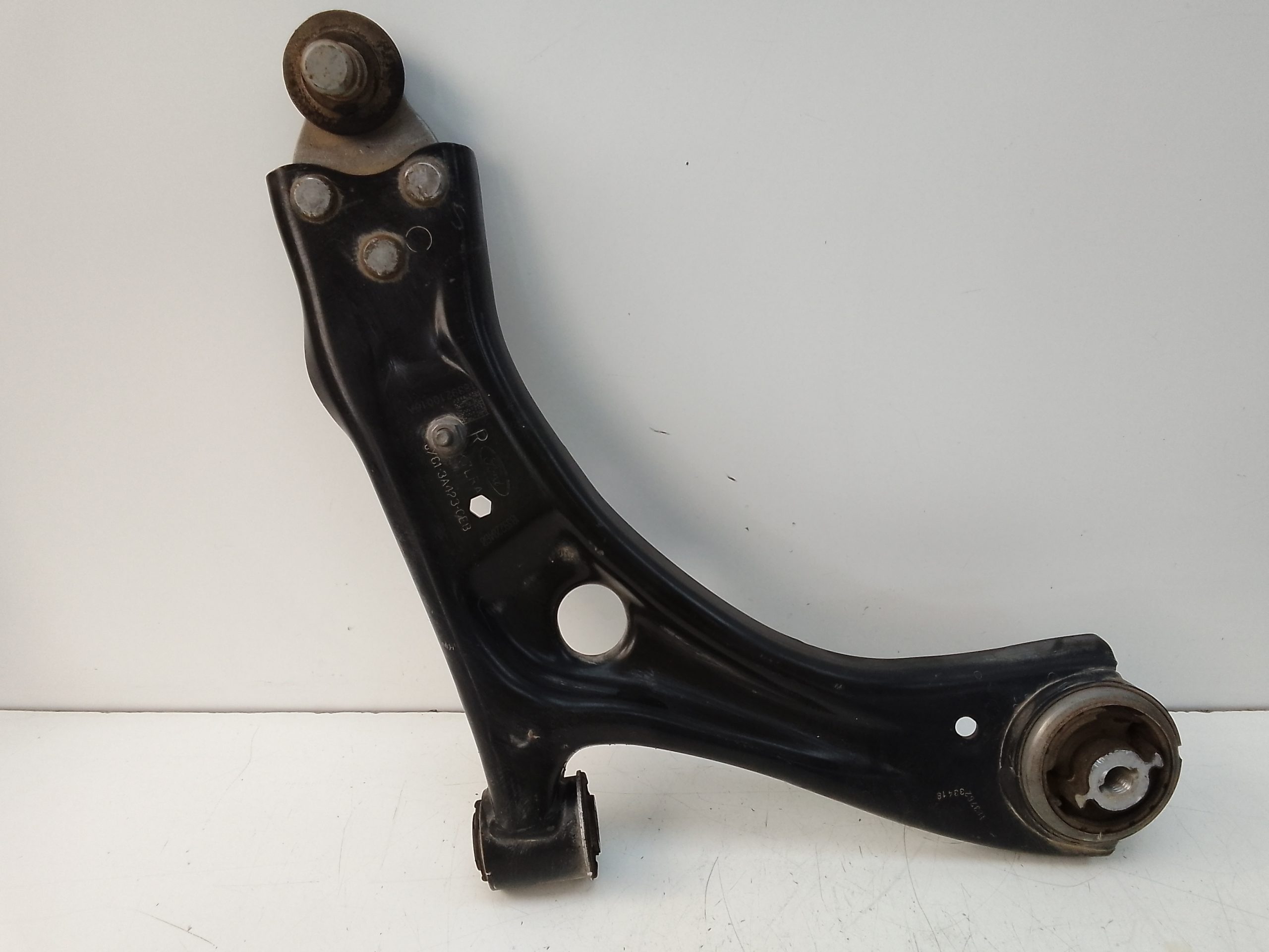 Brazo suspension inferior delantero derecho ford focus berlina (cge)(2018->)