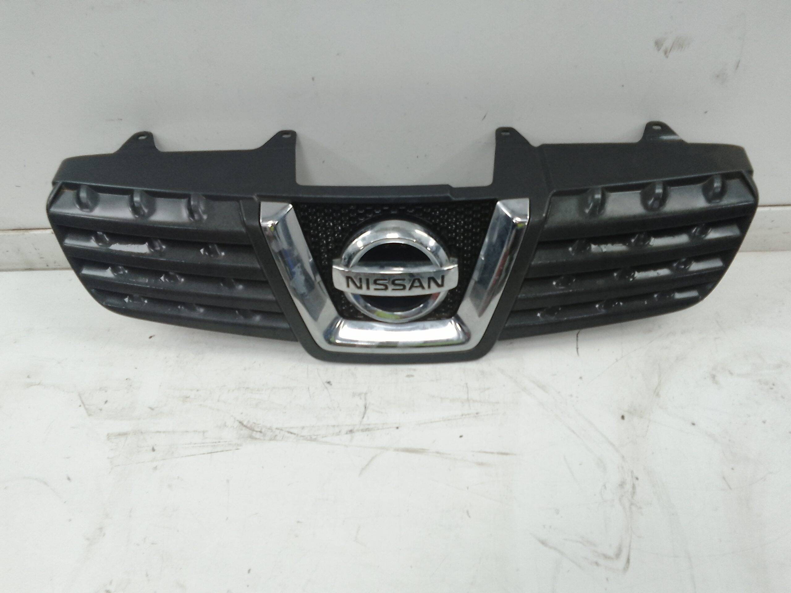 Rejilla delantera nissan qashqai (j10)(01.2007->)