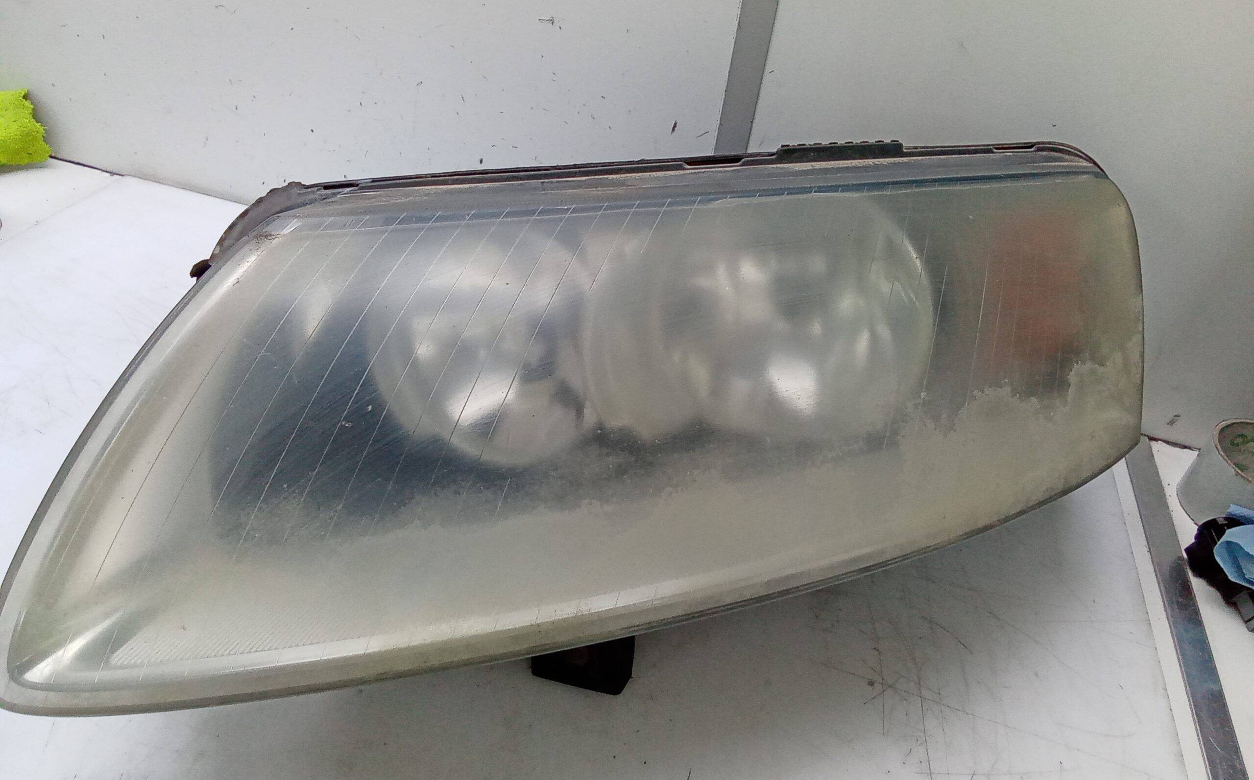 Faro izquierdo audi a6 avant (4f5)(2005->)