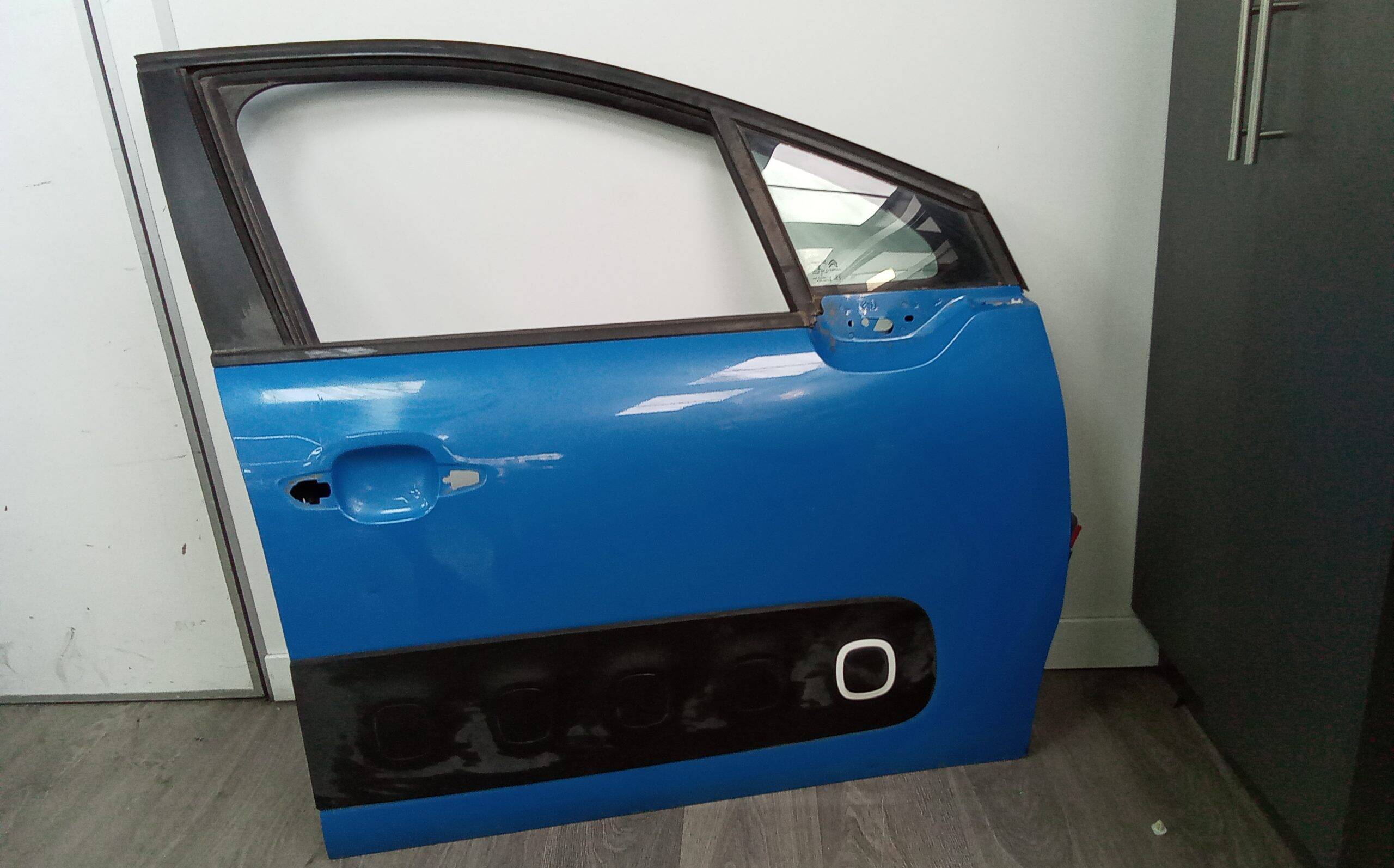 Puerta delantera derecha citroen c3 (08.2016->)