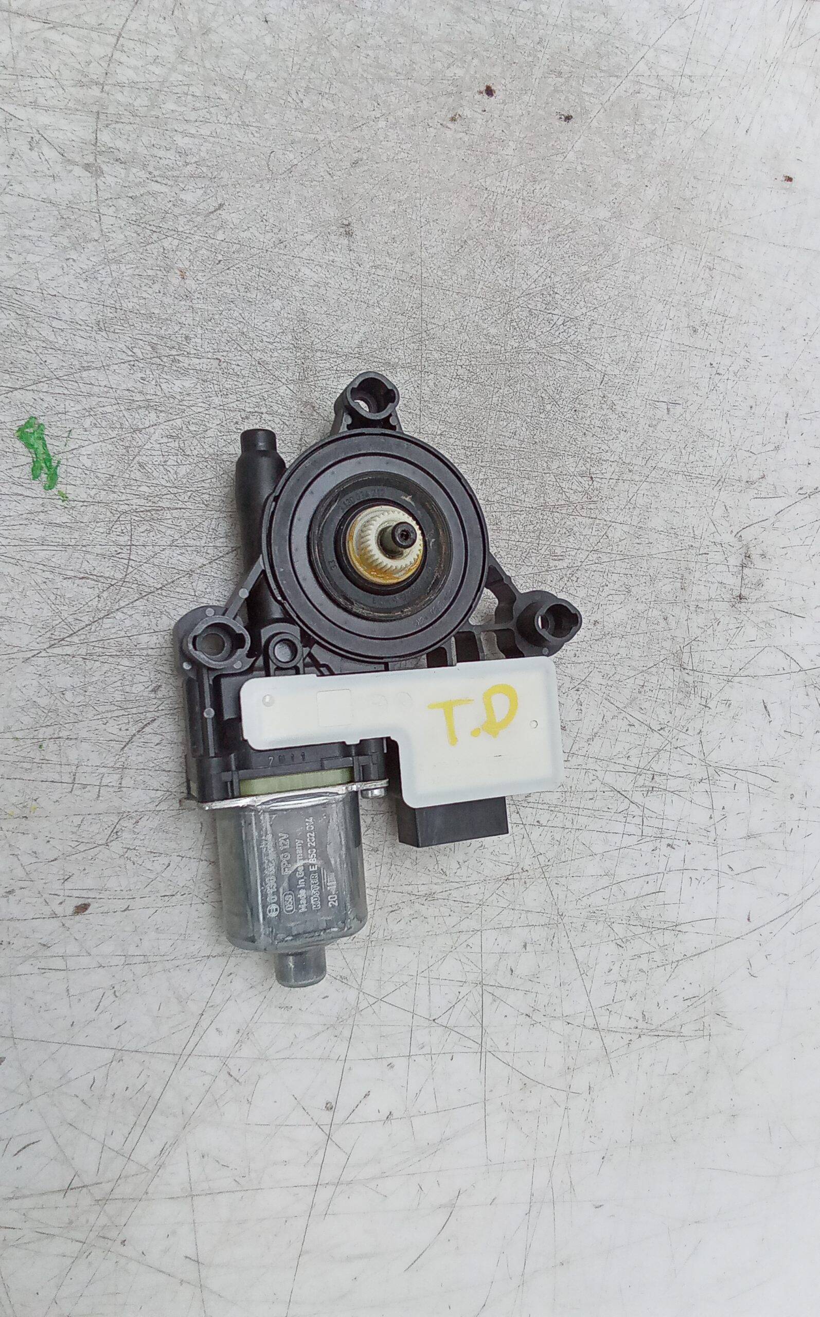 Motor elevalunas delantero derecho seat leon sportstourer (kl8)(04.2020->)