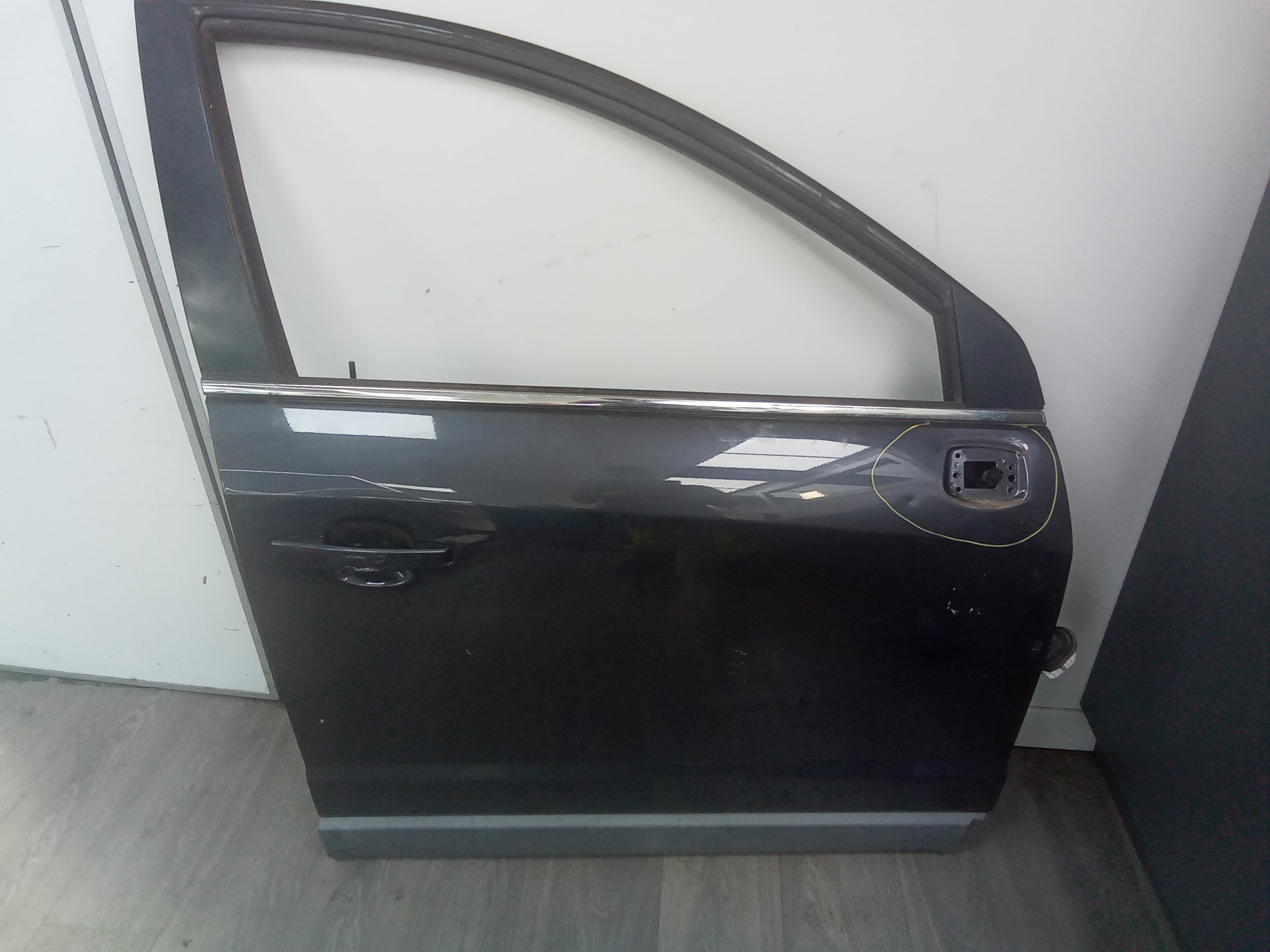 Puerta delantera derecha opel antara (2006->)