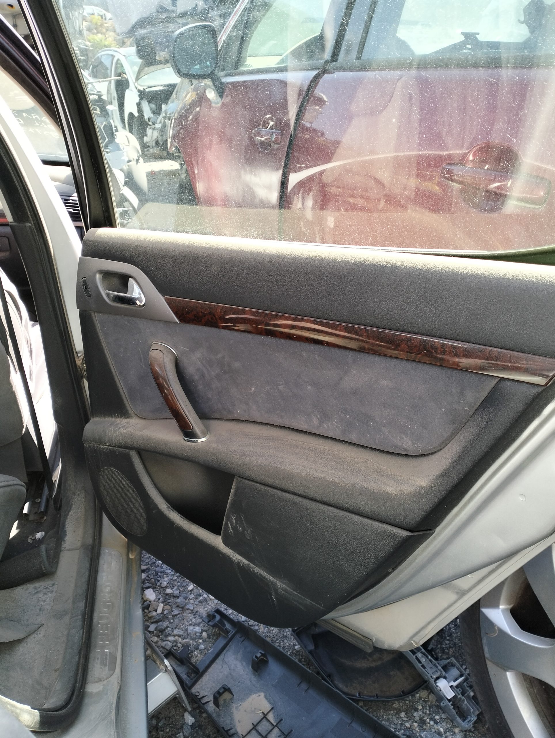 Guarnecido puerta trasera derecha peugeot 407 (2004->)