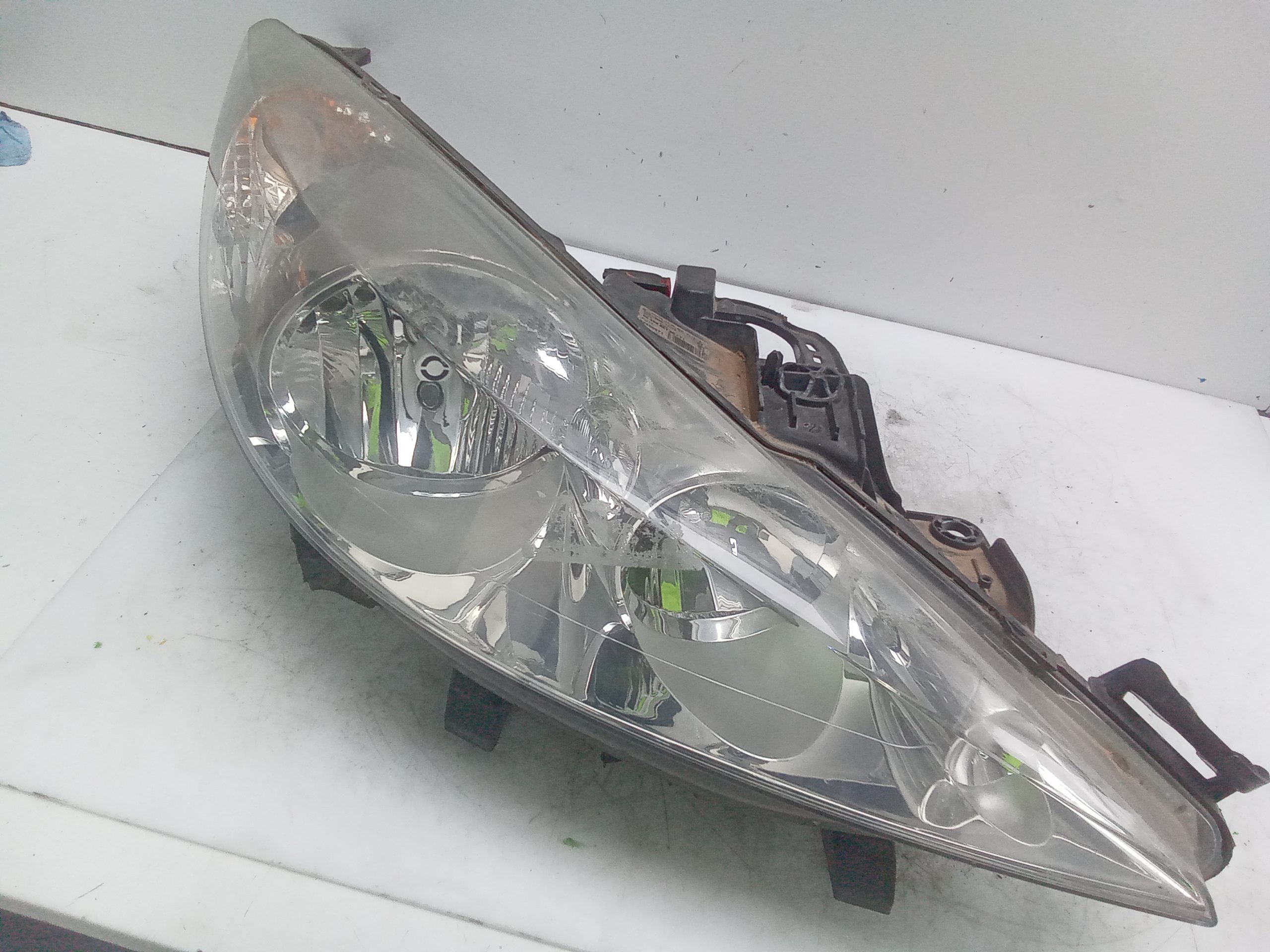 Faro derecho peugeot 207 sw (2007->)