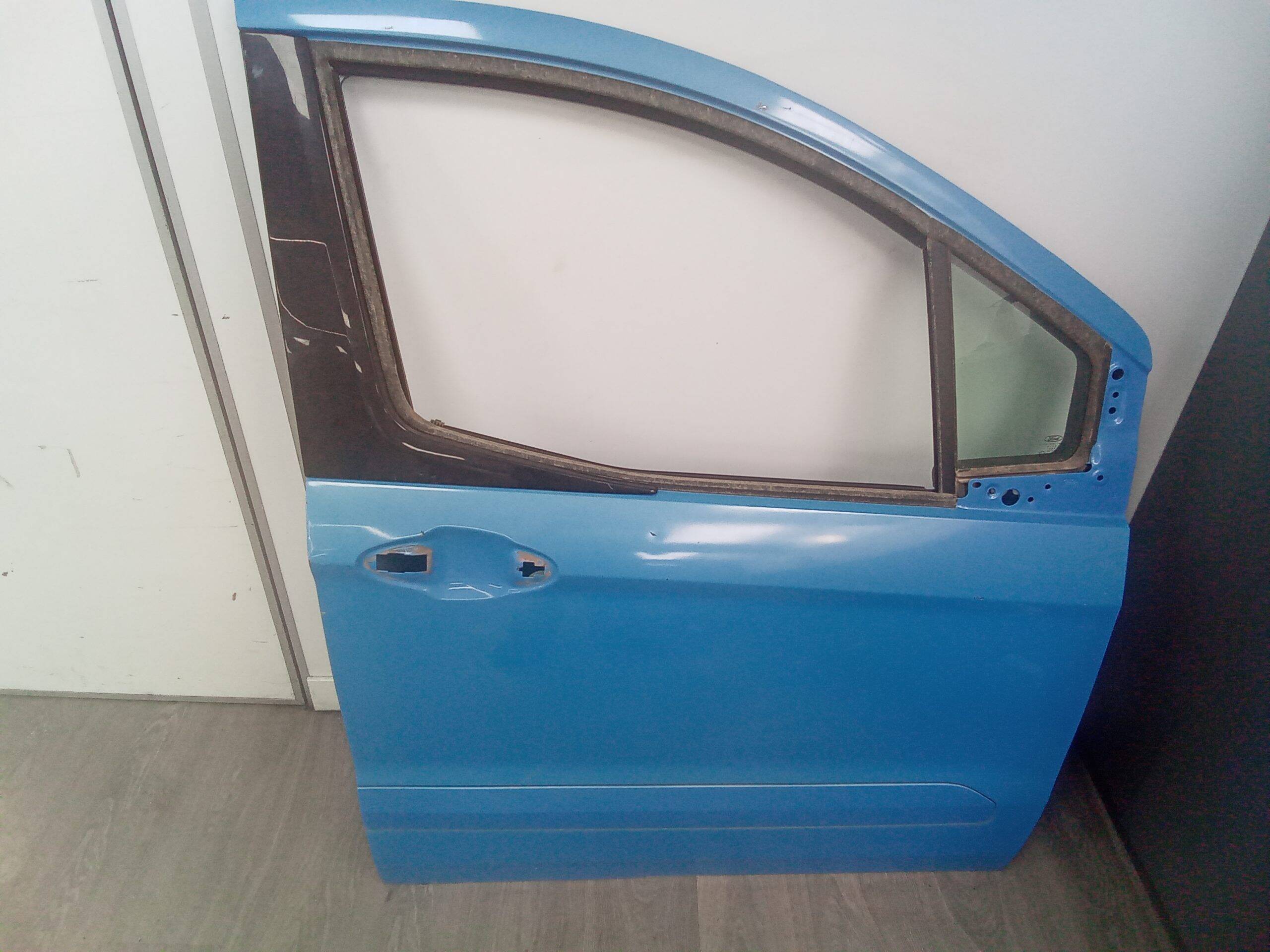 Puerta delantera derecha ford transit courier (c4a)(2013->)