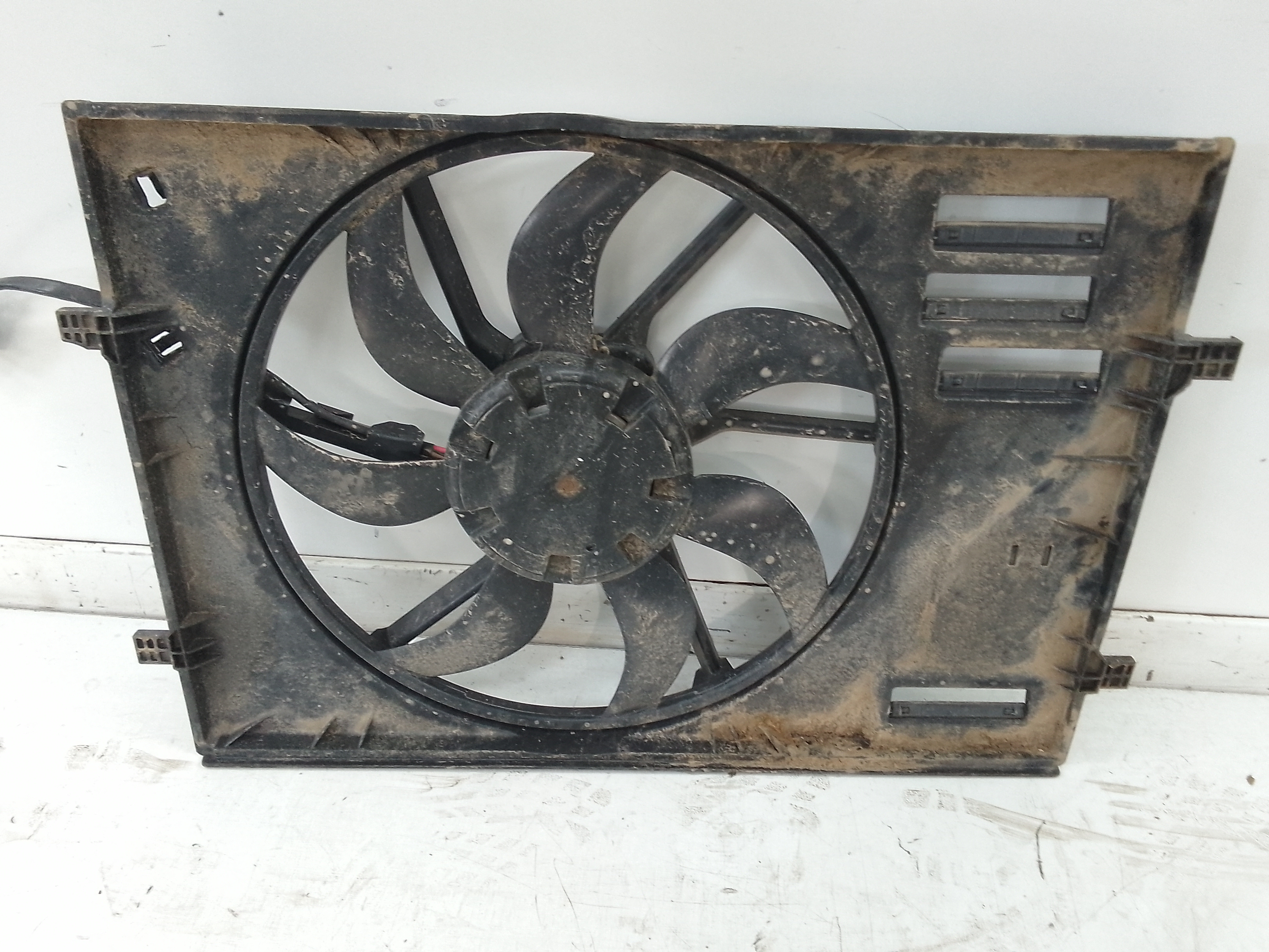 Electroventilador volkswagen t-roc (a11)(09.2017->)