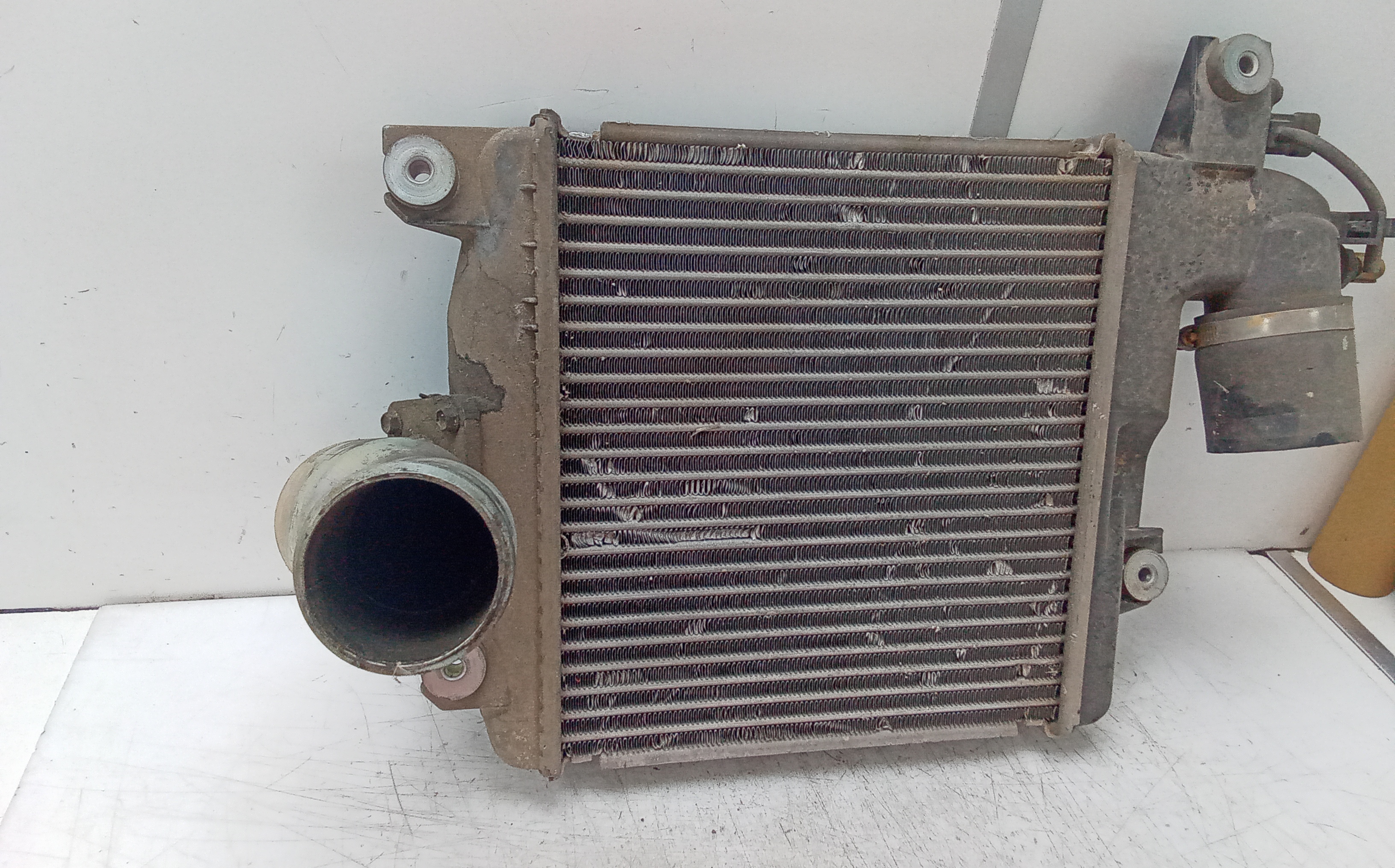 Intercooler toyota land cruiser (j12)(2003->)