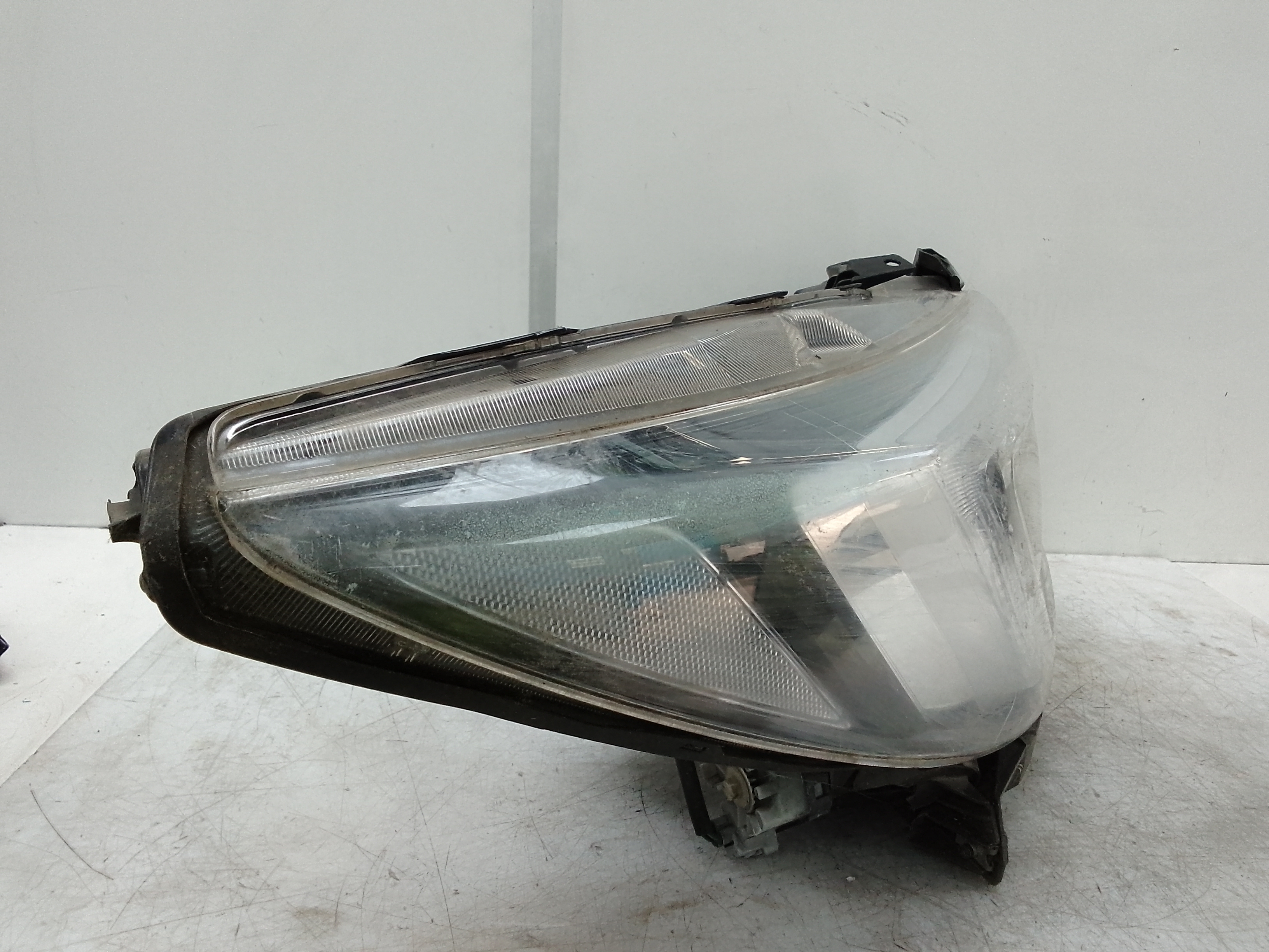 Faro derecho subaru outback (b15)(01.2015->)