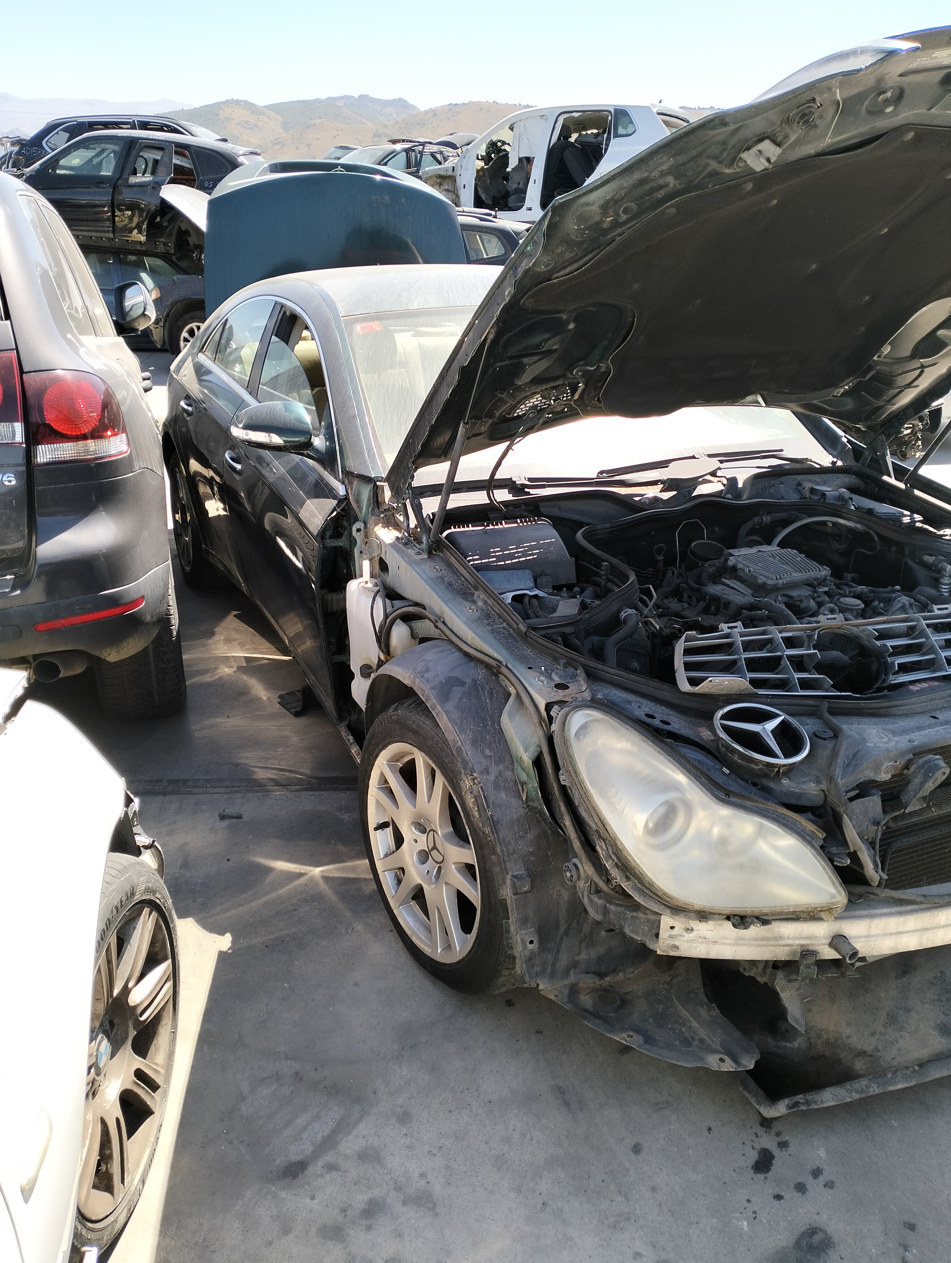 Pase de rueda delantero derecho mercedes-benz cls (bm 219)(06.2004->)