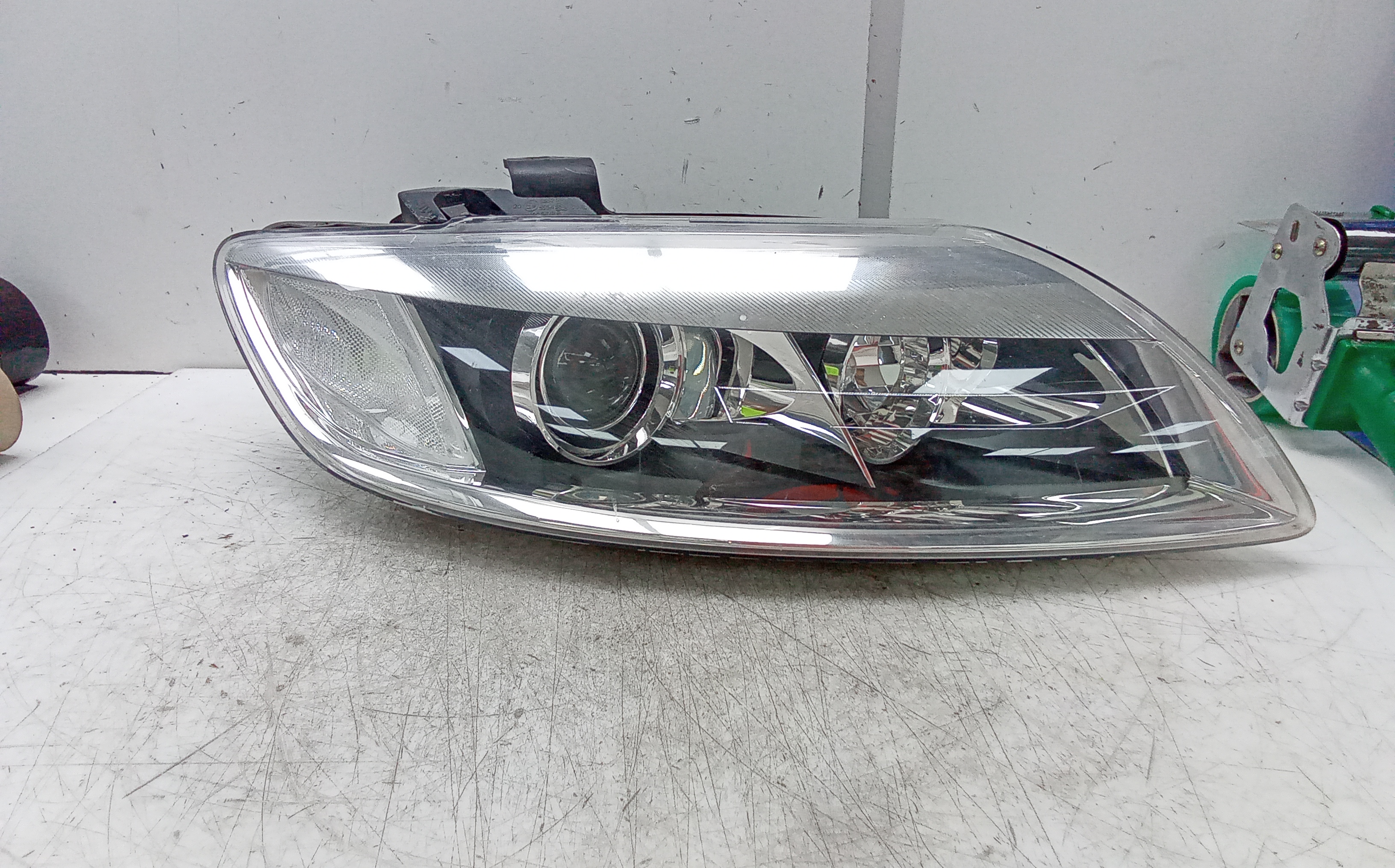 Faro derecho audi q7 (4l)(07.2006->)