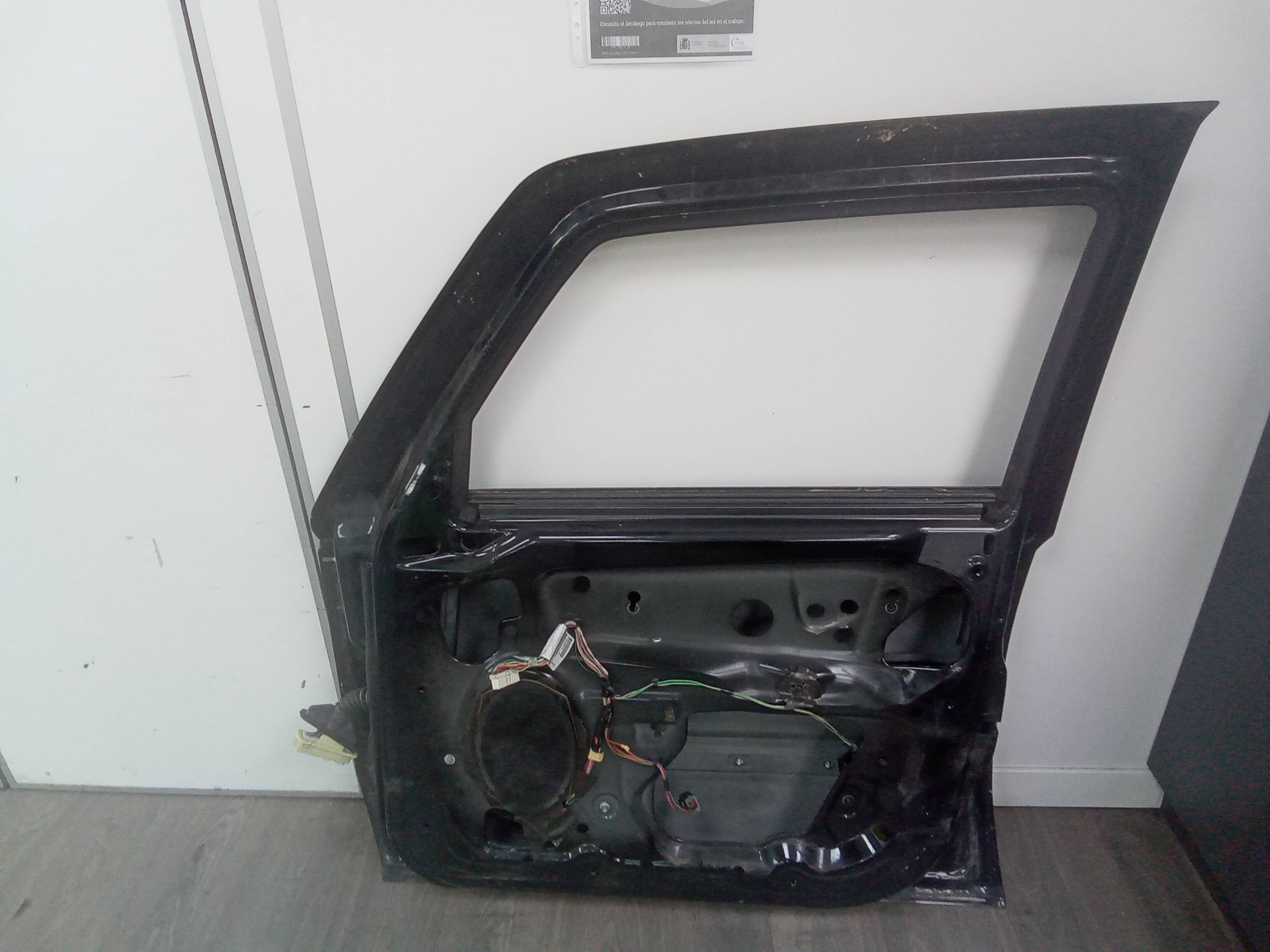 Puerta delantera derecha jeep commander (xh/xk)(2006->)