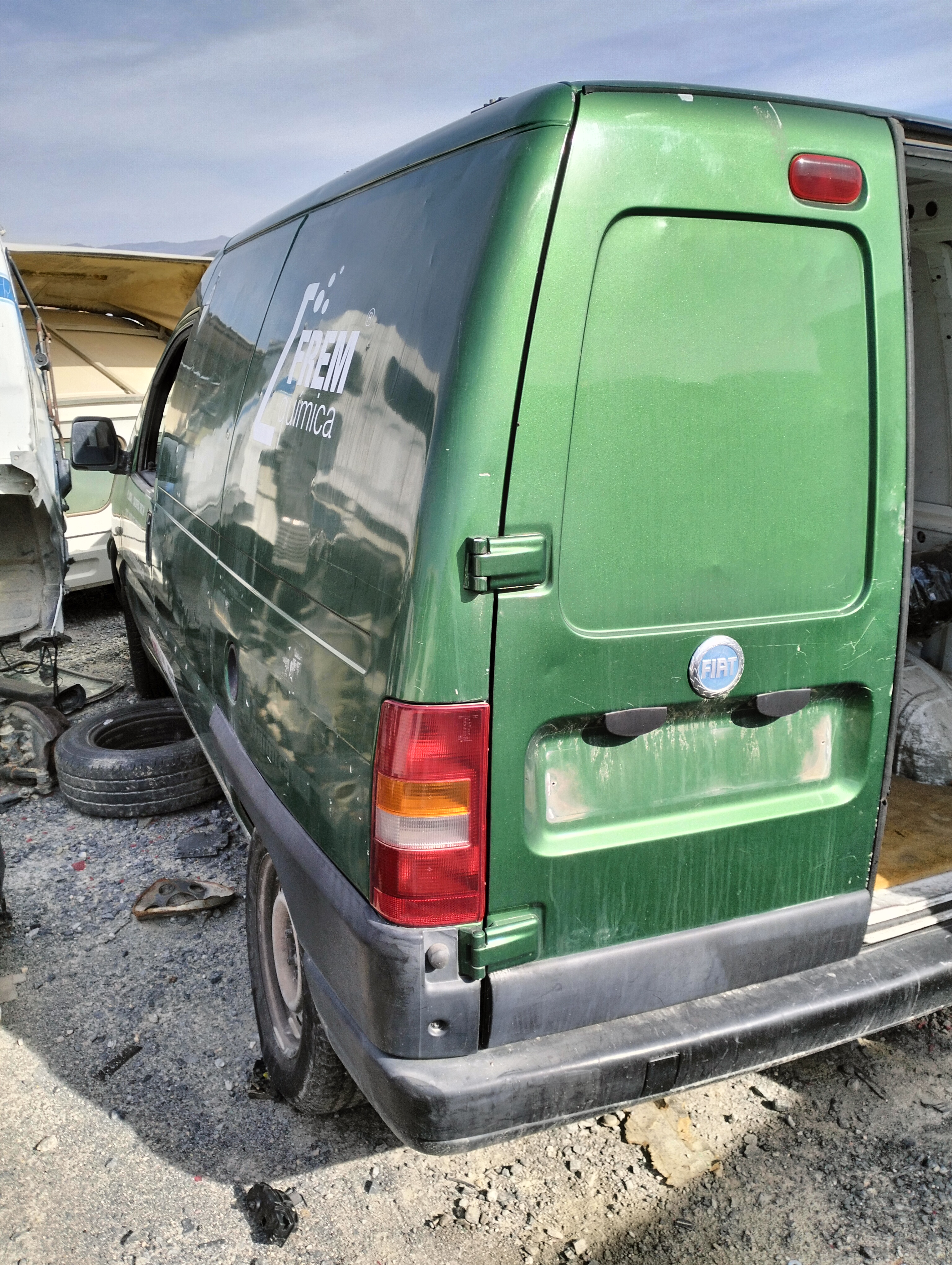 Piloto trasero izquierdo citroen jumpy (2003->)