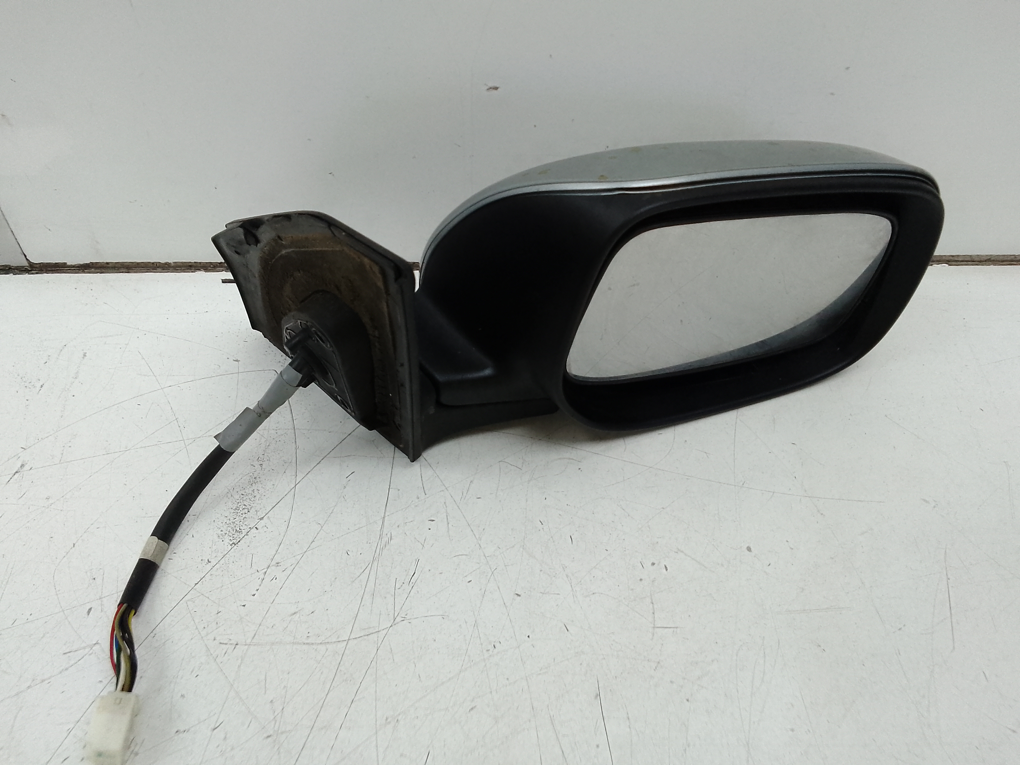 Retrovisor derecho toyota avensis berlina (t25)(2003->)