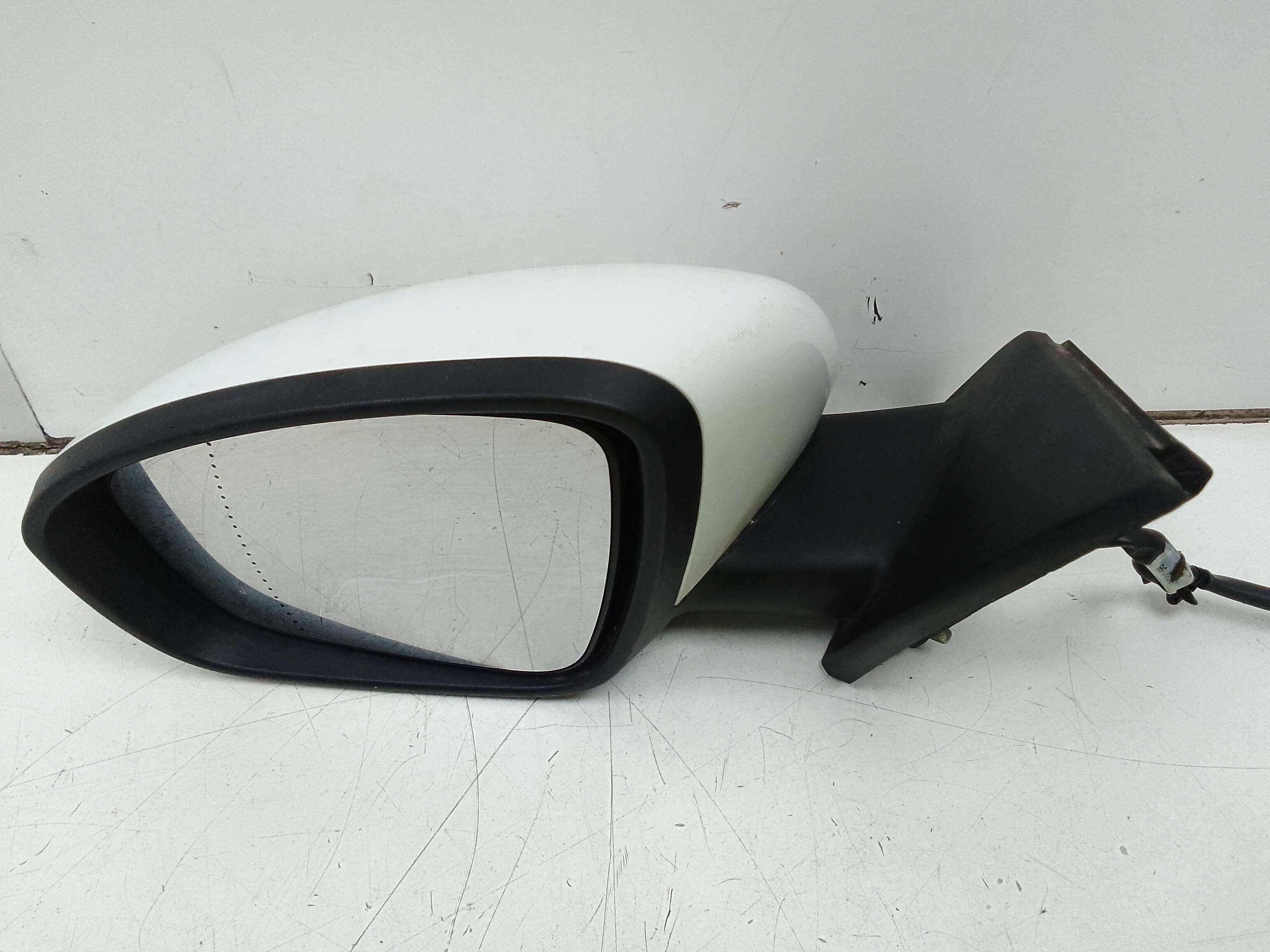 Retrovisor izquierdo renault megane iv sport tourer (06.2016->)