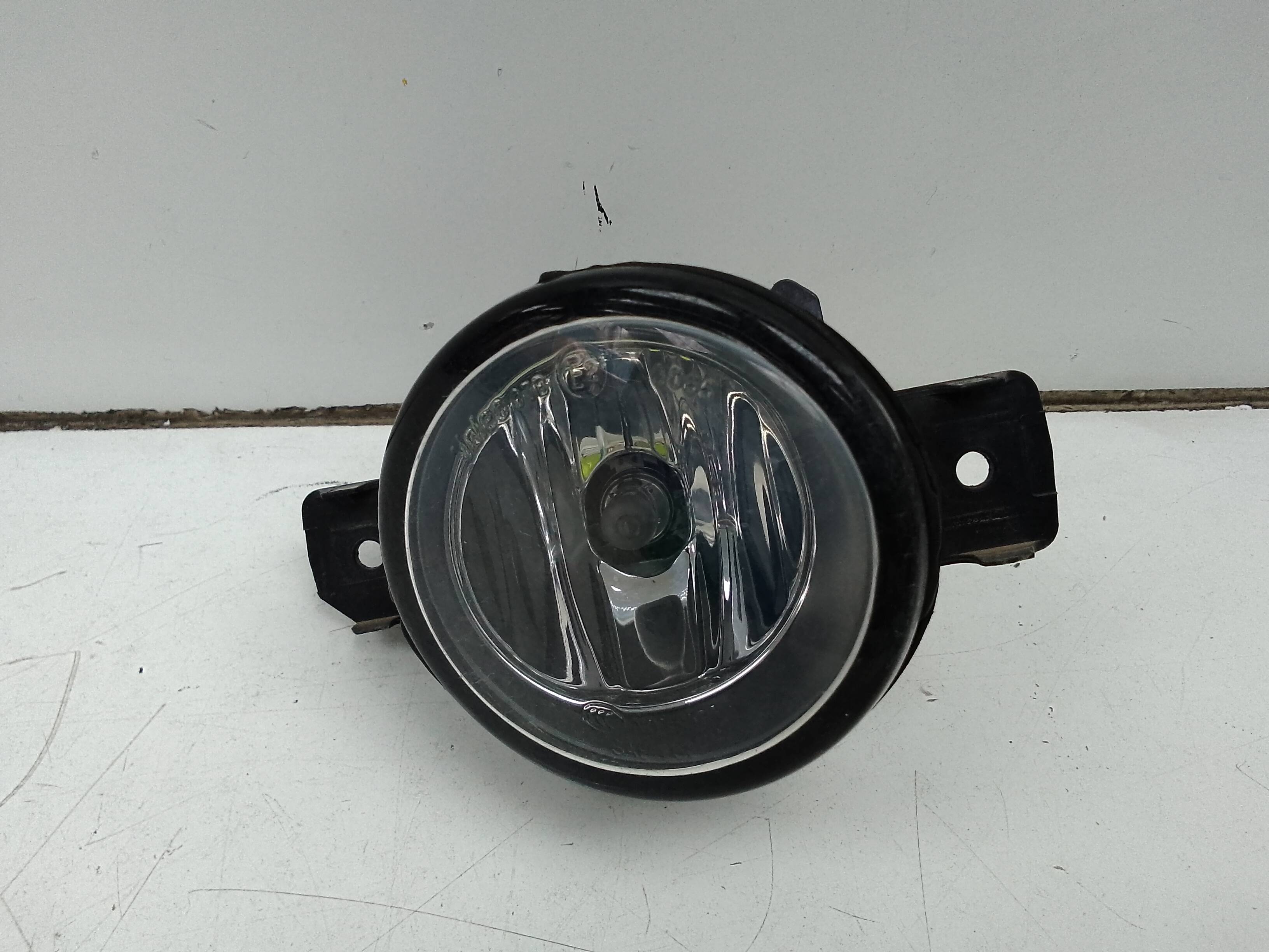 Faro antiniebla derecho nissan juke i (f15e)(06.2010->)