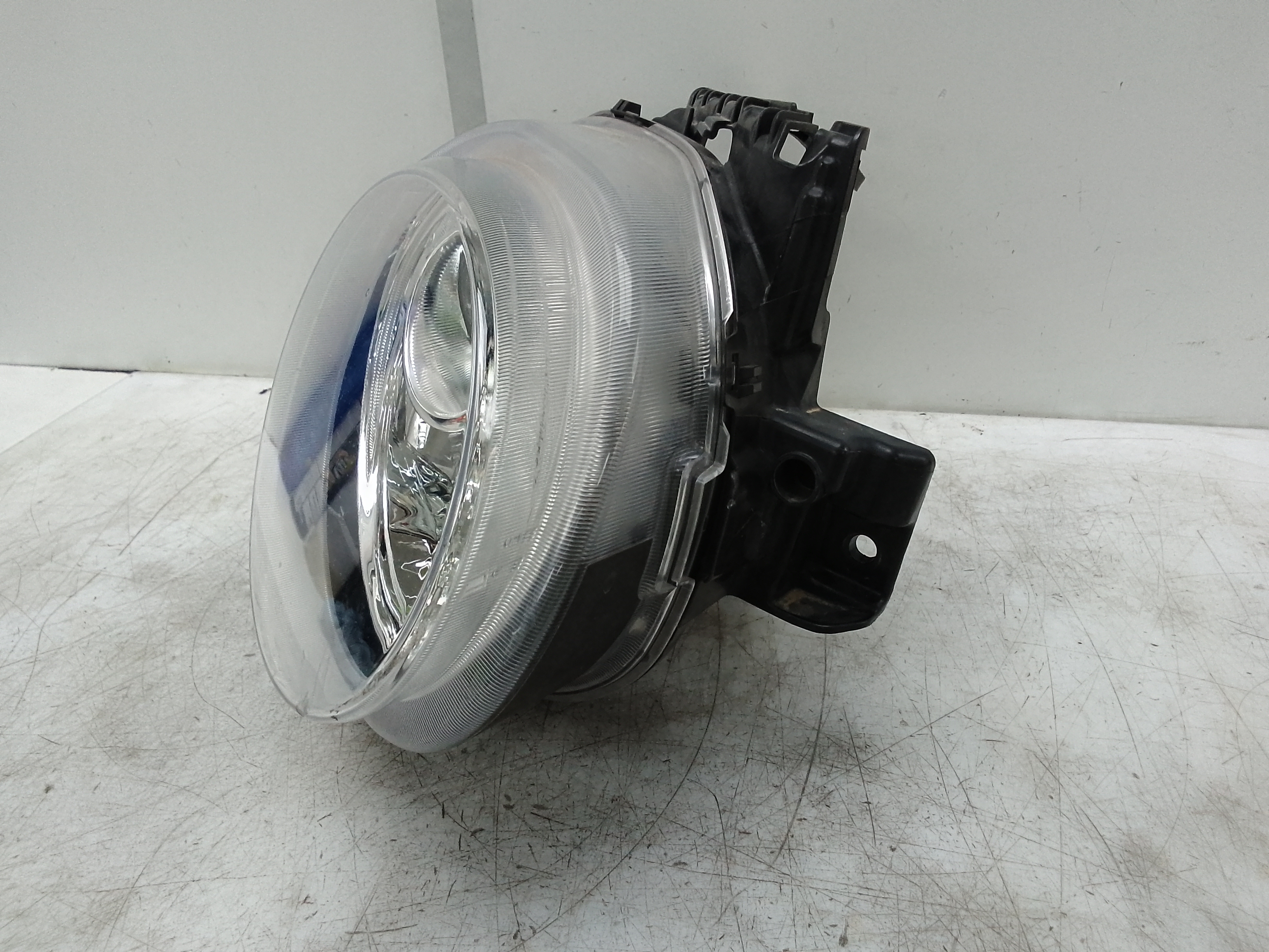 Faro antiniebla derecho nissan juke i (f15e)(06.2010->)