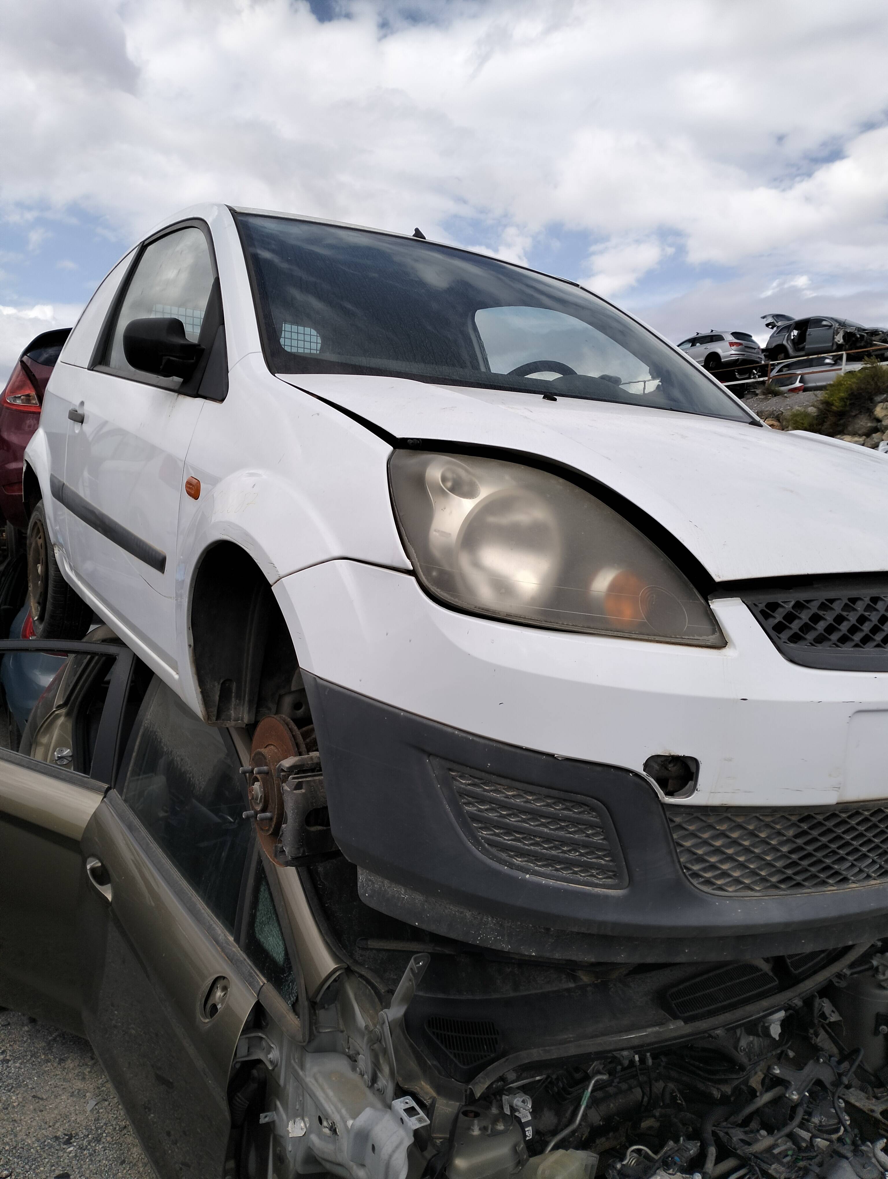 Faro derecho ford fiesta (cbk)(2002->)