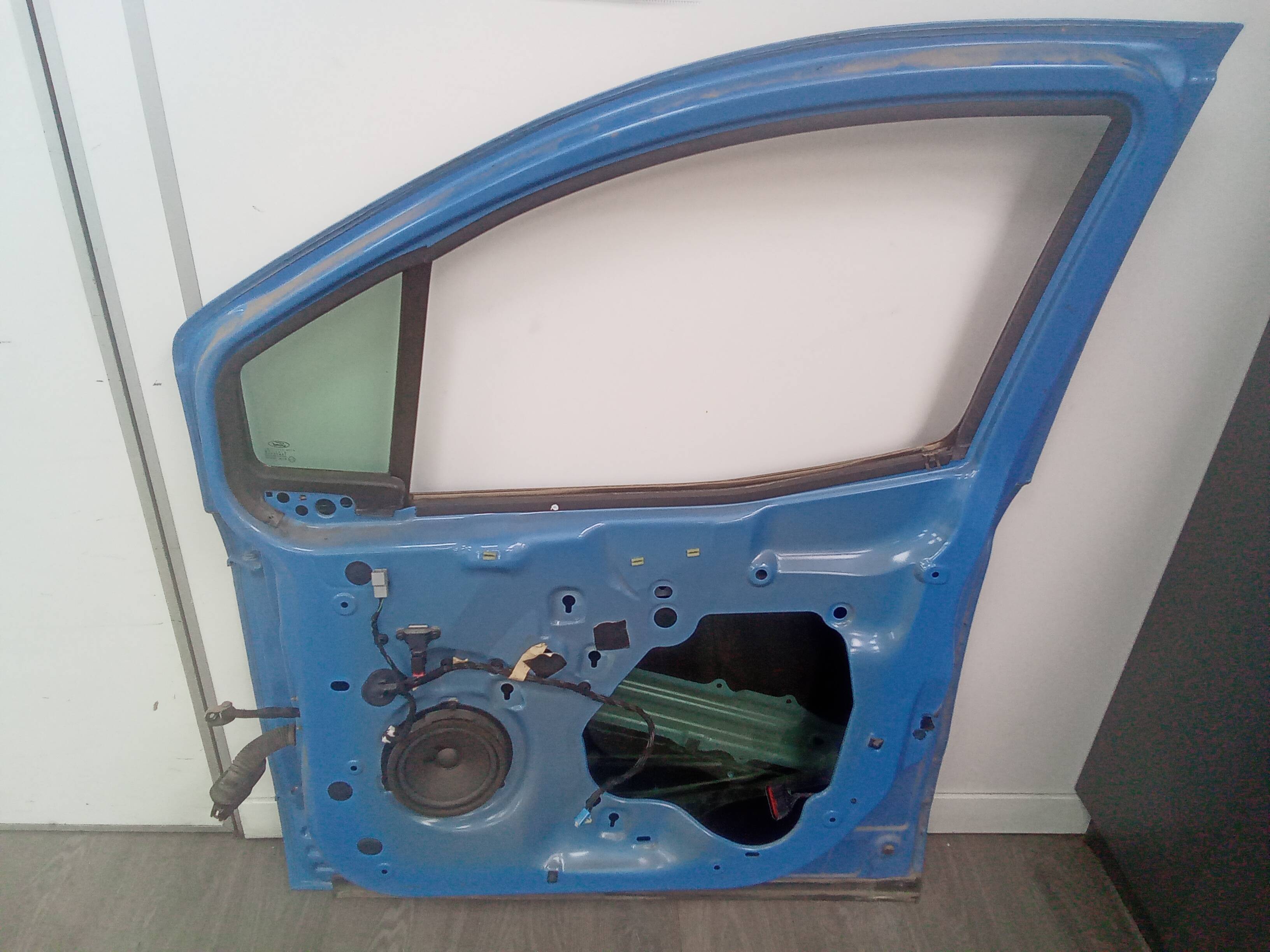 Puerta delantera derecha ford transit courier (c4a)(2013->)