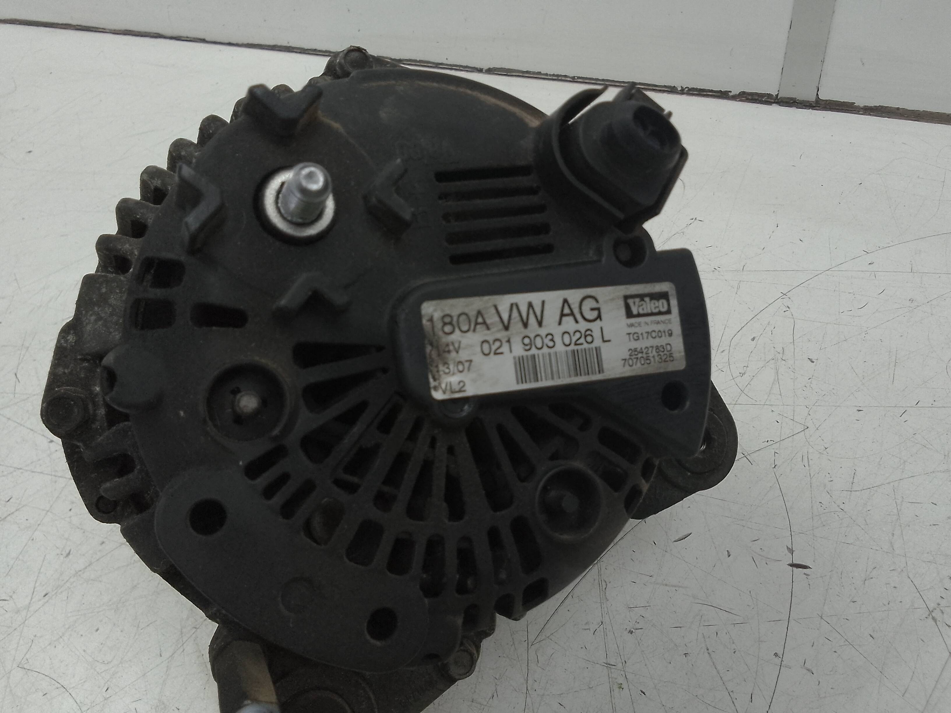 Alternador volkswagen passat cc (357)(05.2008->)