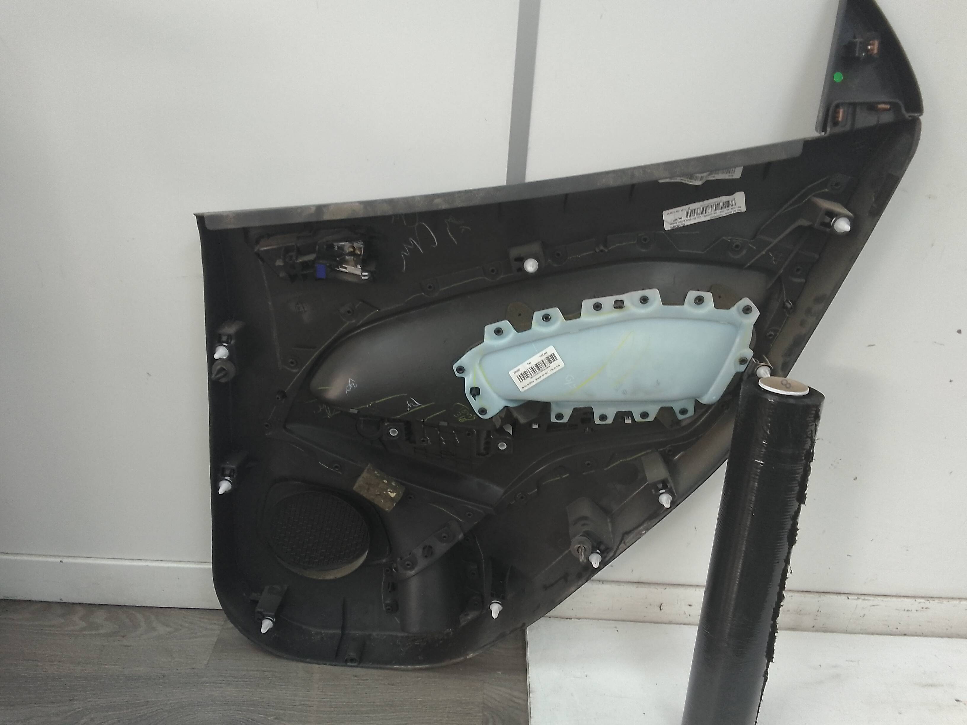 Guarnecido puerta trasera izquierda ford ecosport (cbw)(2013->)