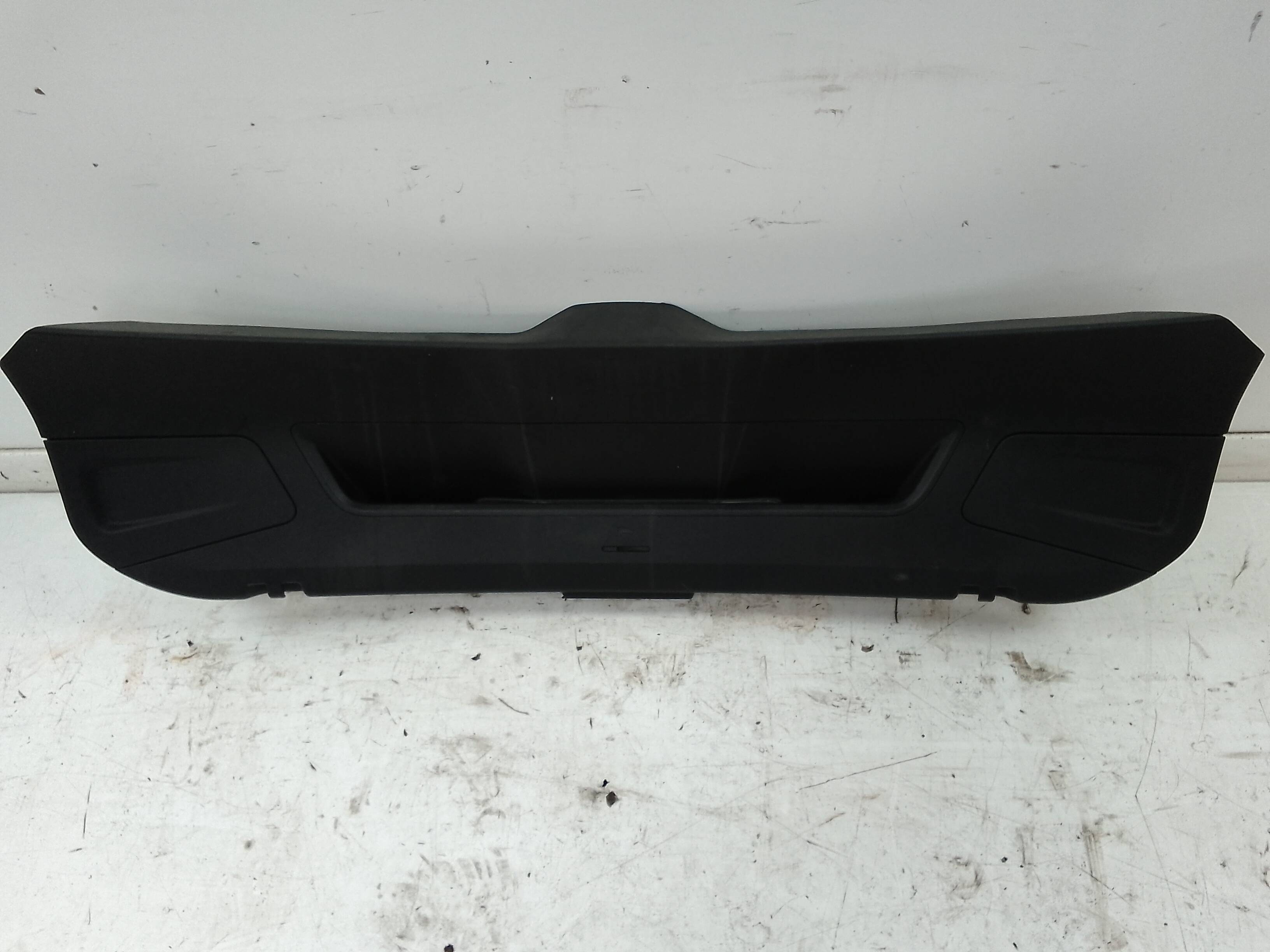 Guarnecido porton trasero seat leon (5f1)(09.2012->)