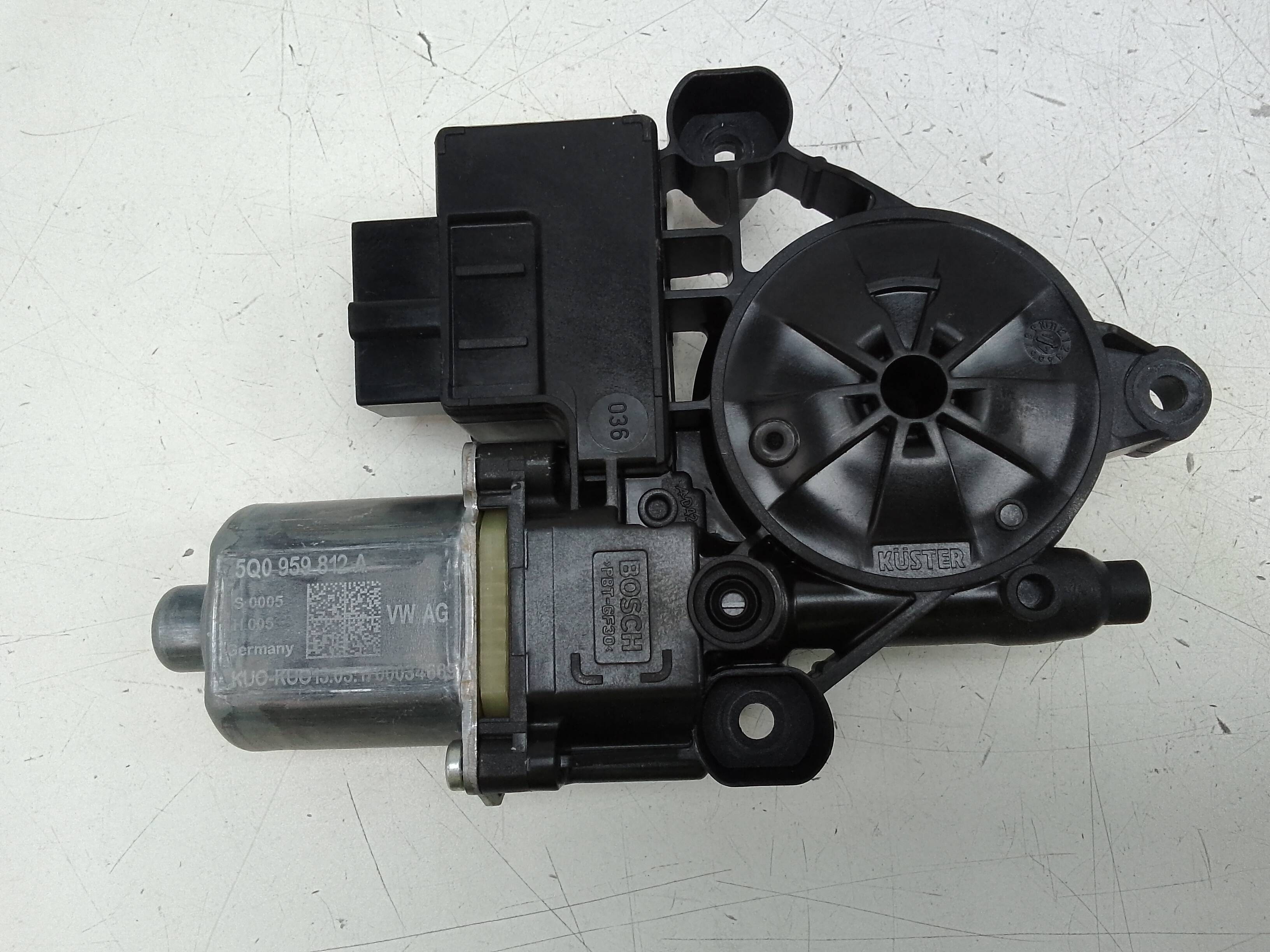 Elevalunas trasero derecho seat leon (5f1)(09.2012->)