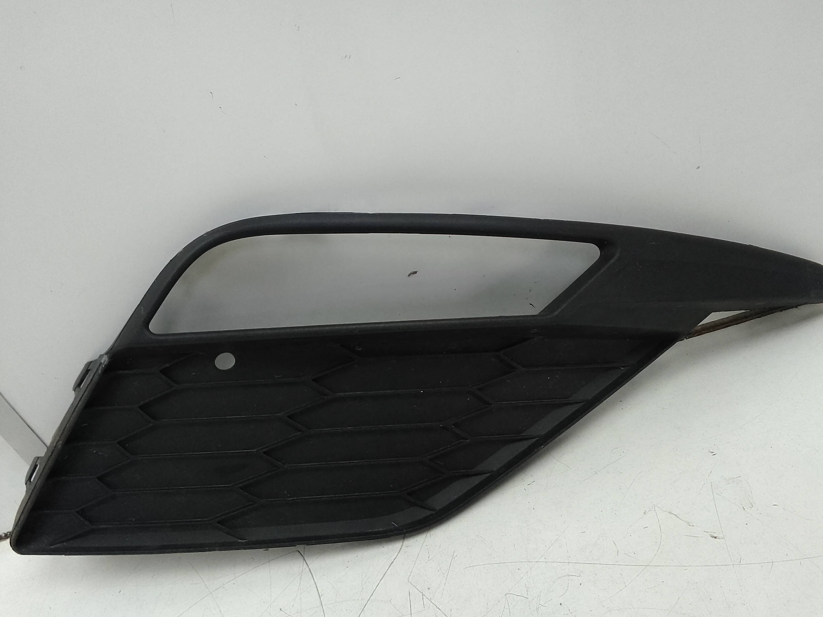 Rejilla paragolpes izquierda seat leon (5f1)(09.2012->)