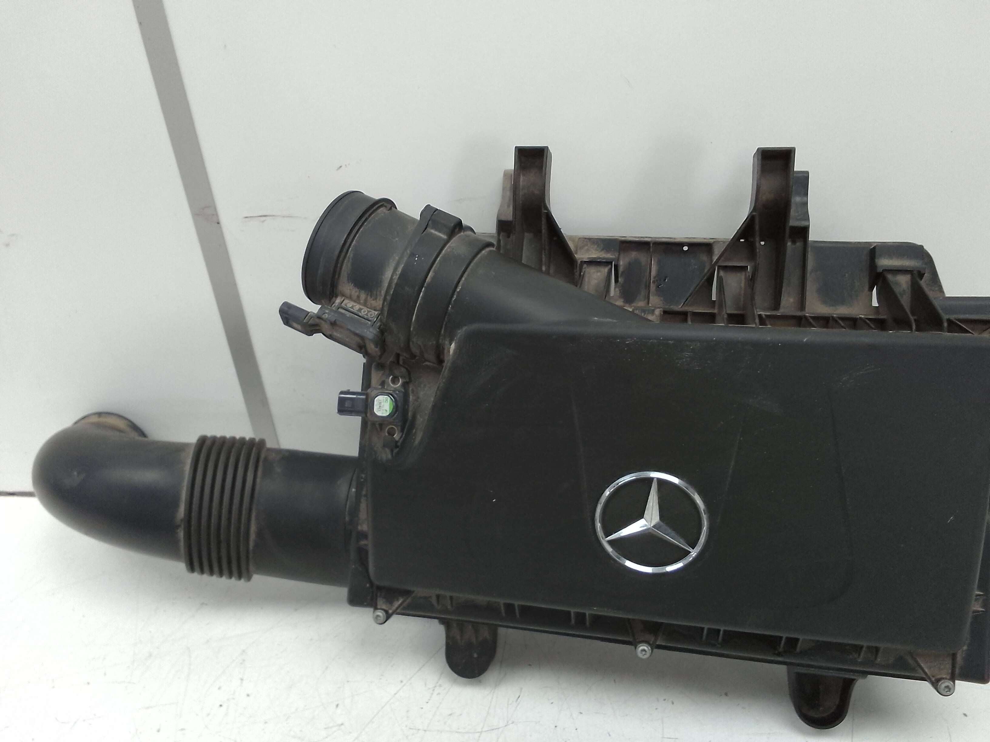 Caja filtro aire mercedes-benz v -clase combi (447)(01.2014->)