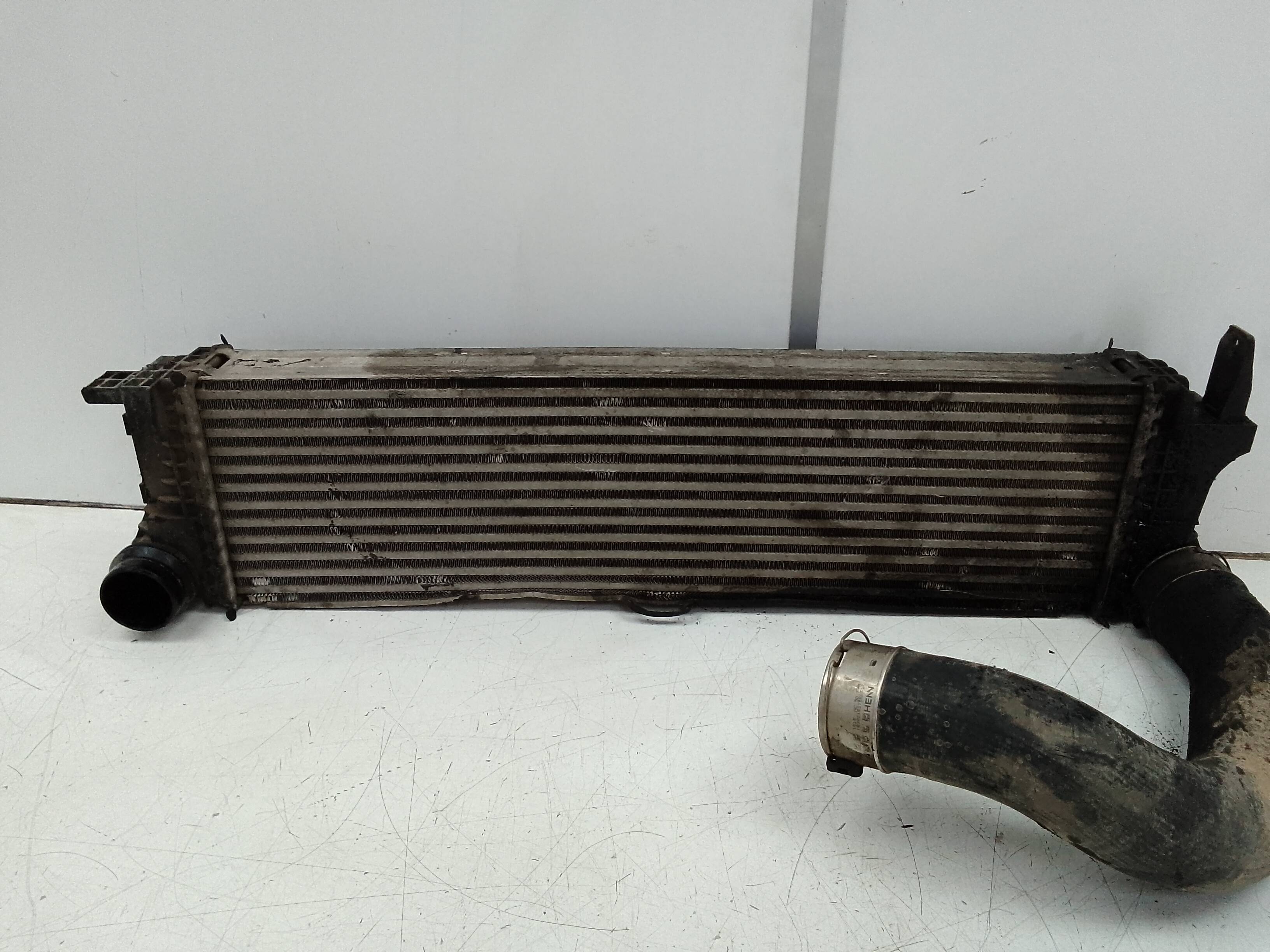 Intercooler mercedes-benz v -clase combi (447)(01.2014->)