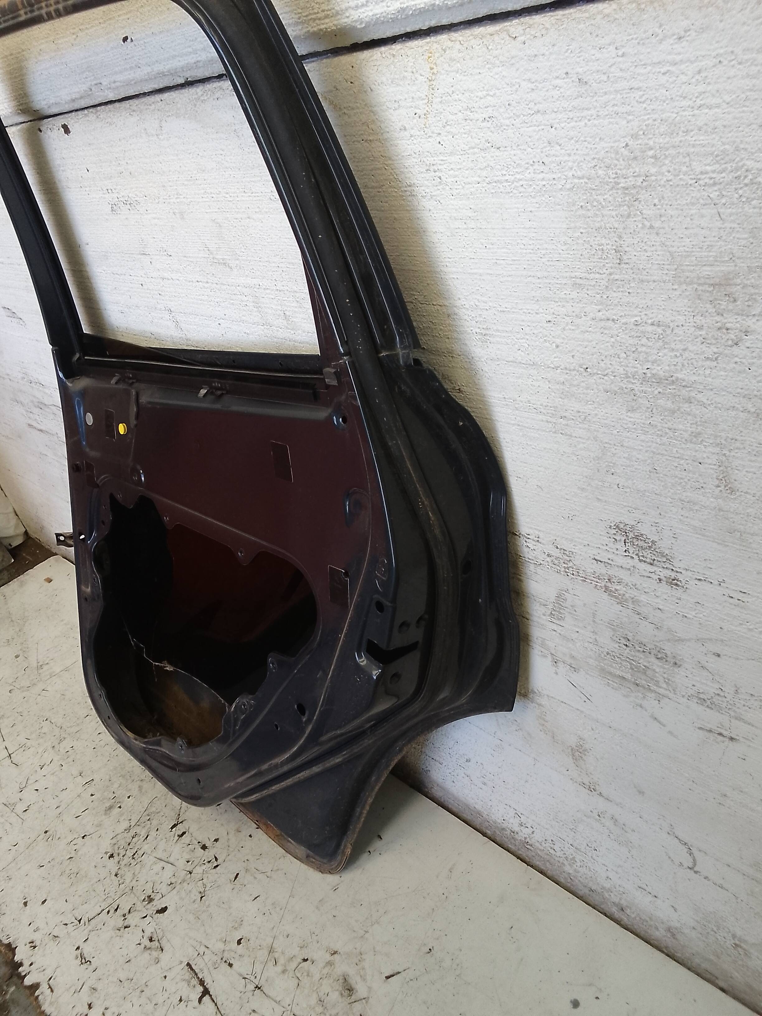 Puerta trasera derecha ford kuga (cbv)(2008->)