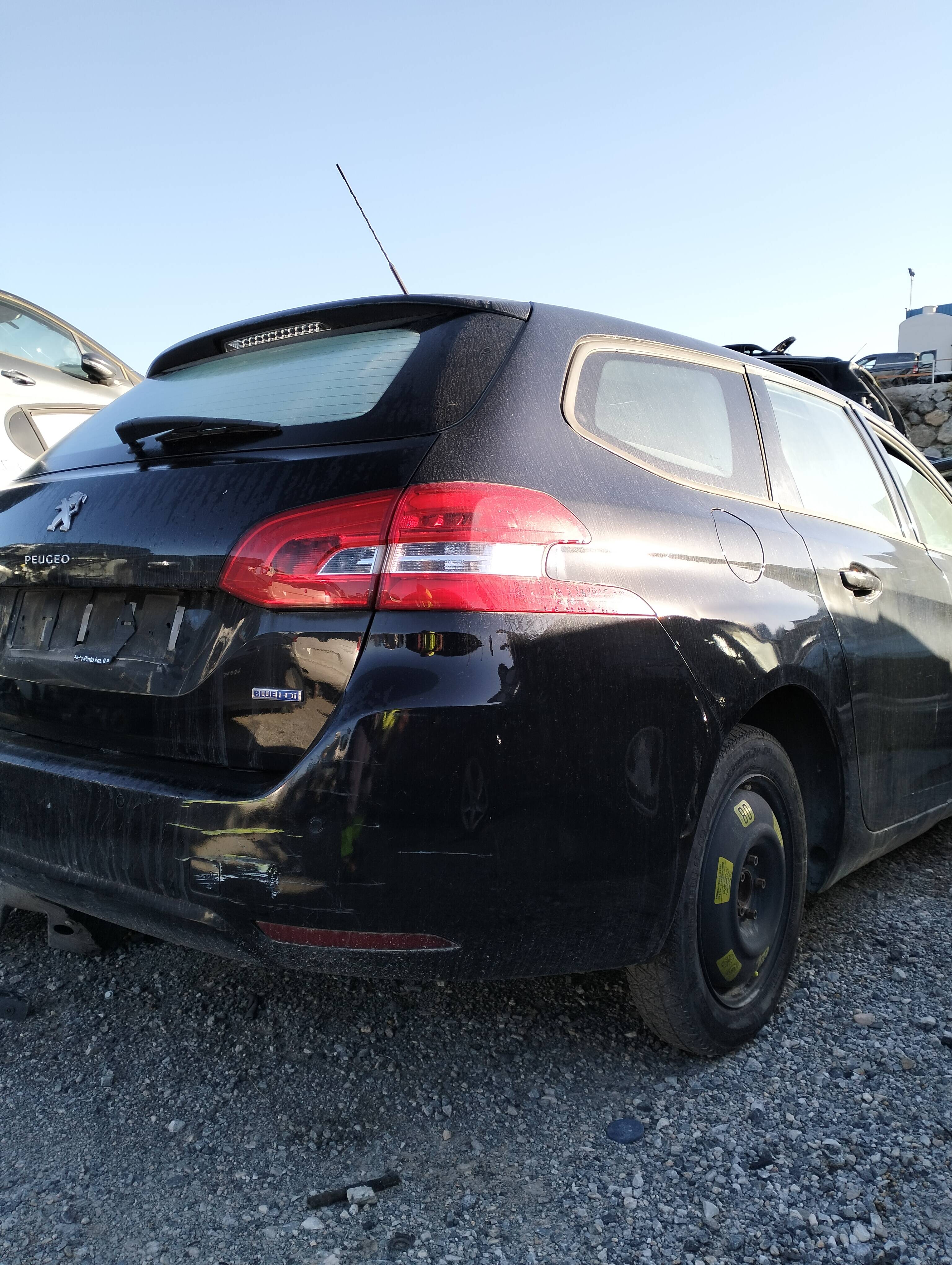 Paragolpes trasero peugeot 308 sw (02.2014->)