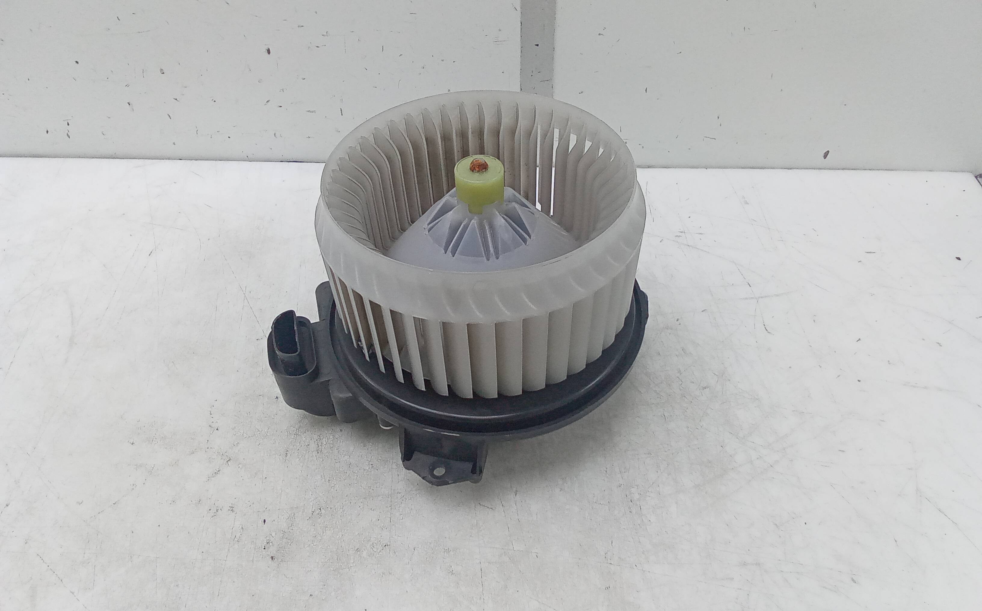 Motor calefaccion toyota yaris (p13)(2014->)