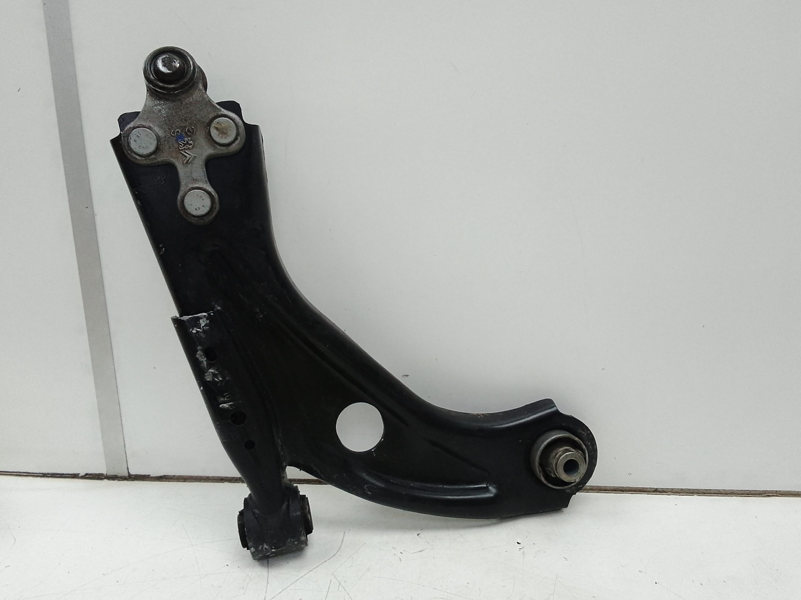 Brazo suspension inferior delantero derecho citroen berlingo combi (07.2018->)