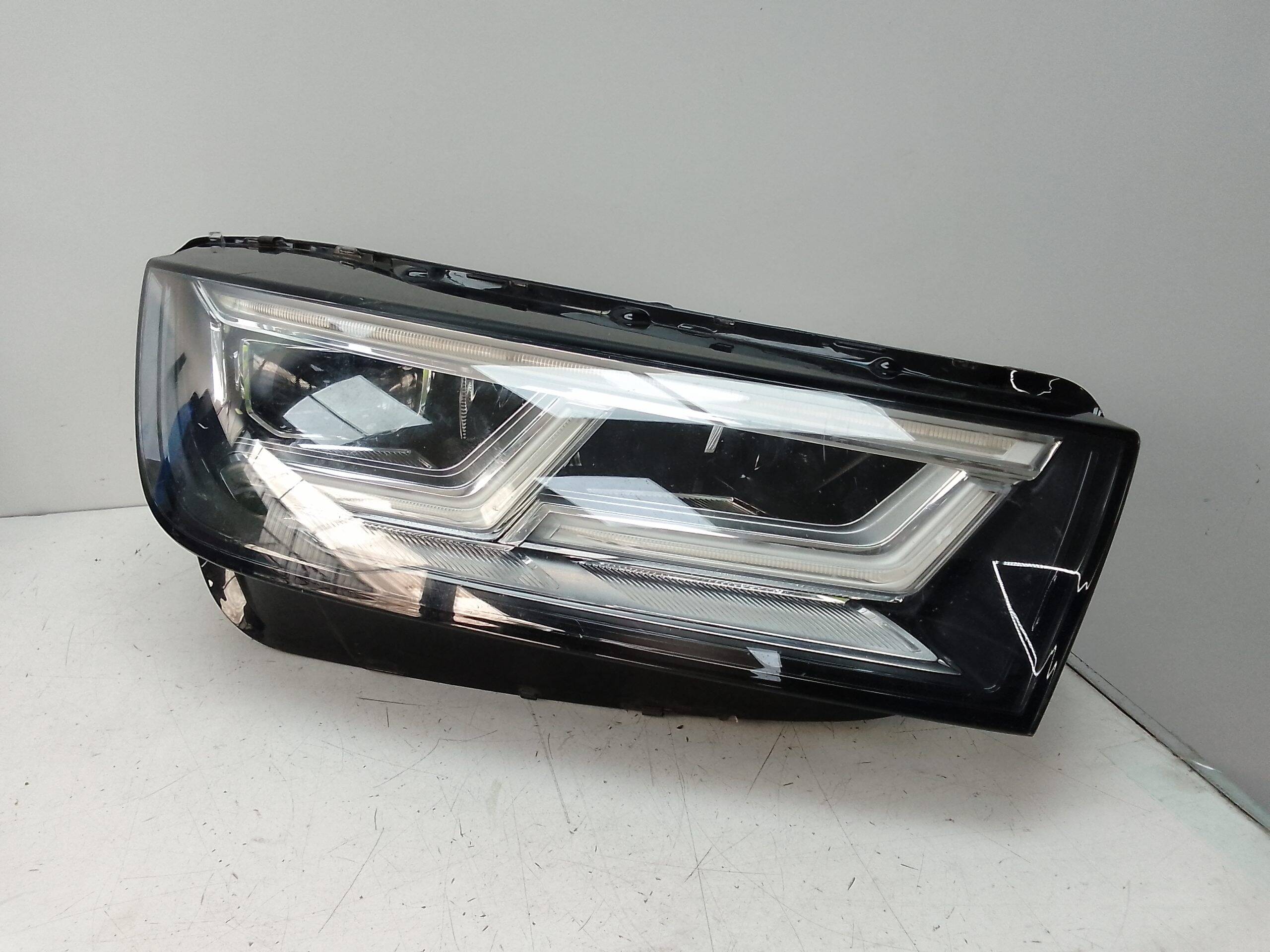 Faro derecho audi q5 (fyb)(10.2016->)