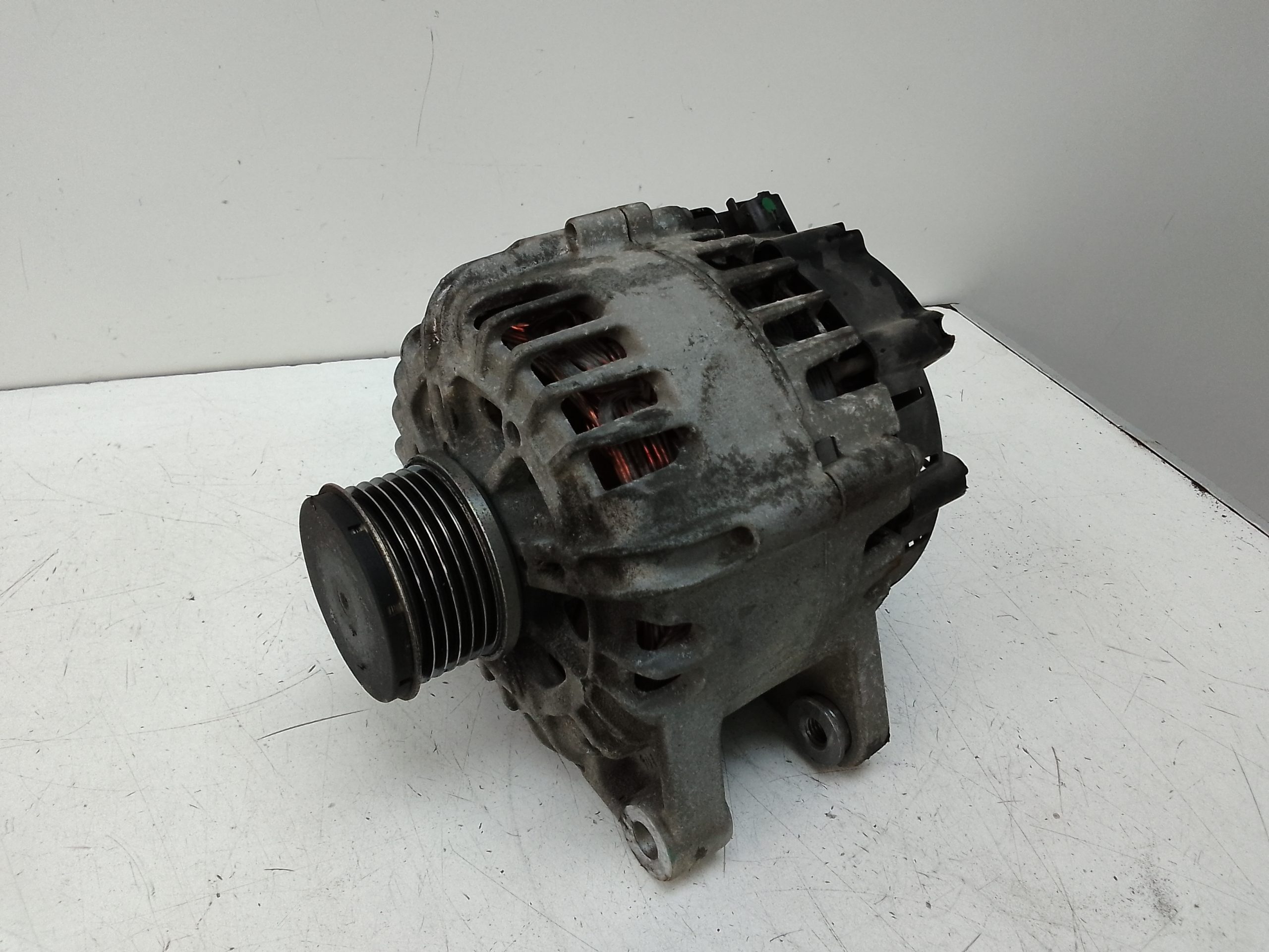 Alternador peugeot 208 (01.2012->)