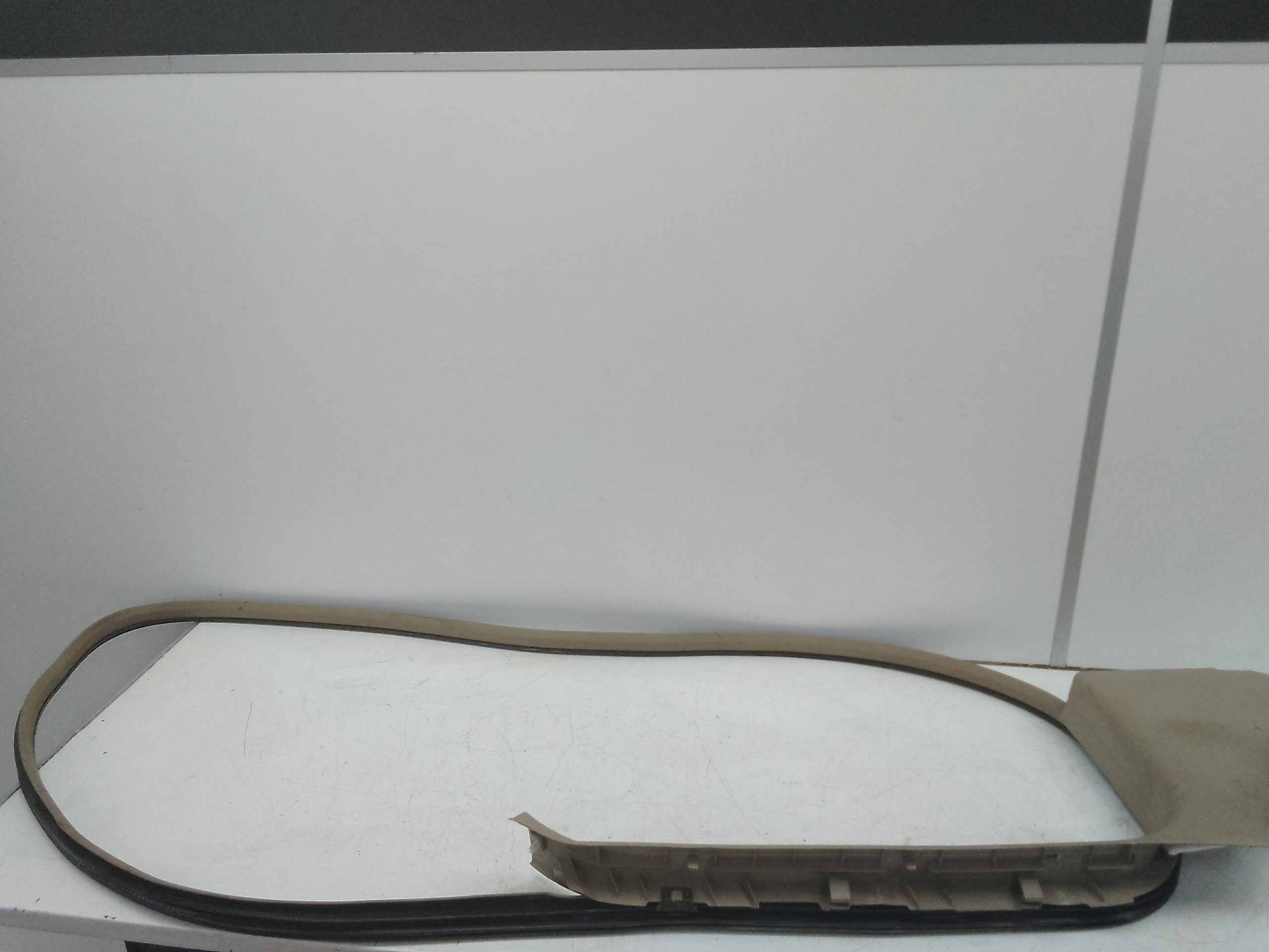 Moldura bajo puerta mercedes-benz clase m (bm 166)(06.2011->)