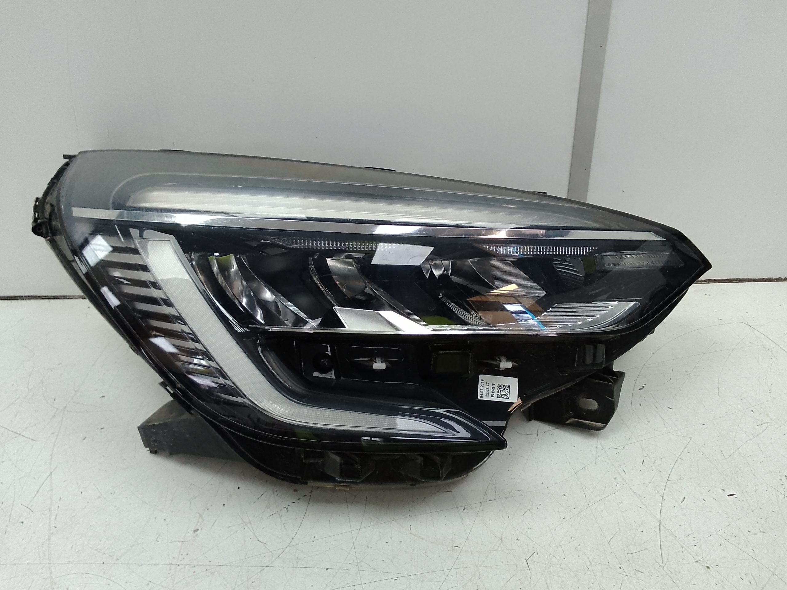 Faro derecho renault clio v (08.2019->)