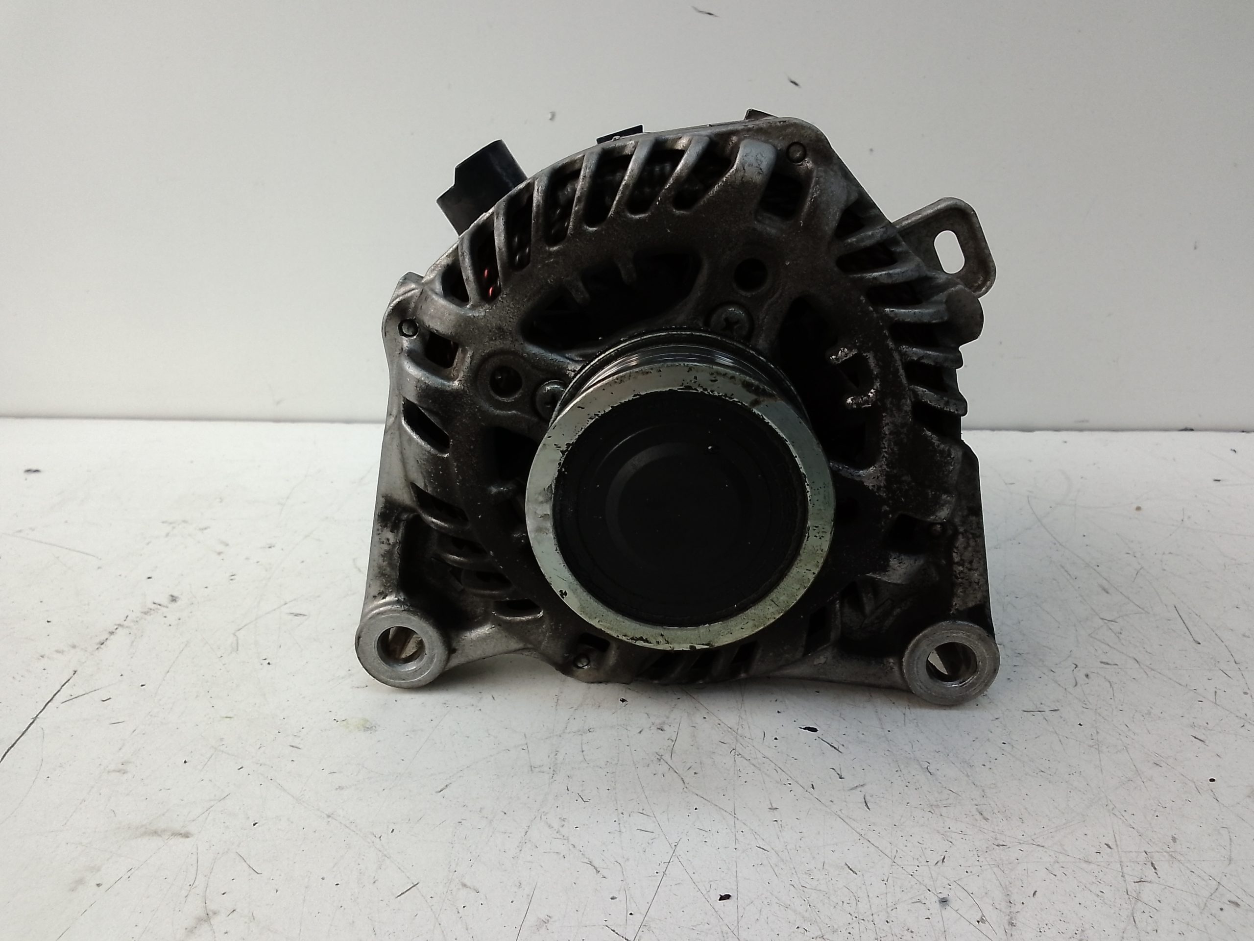 Alternador peugeot 208 (01.2012->)