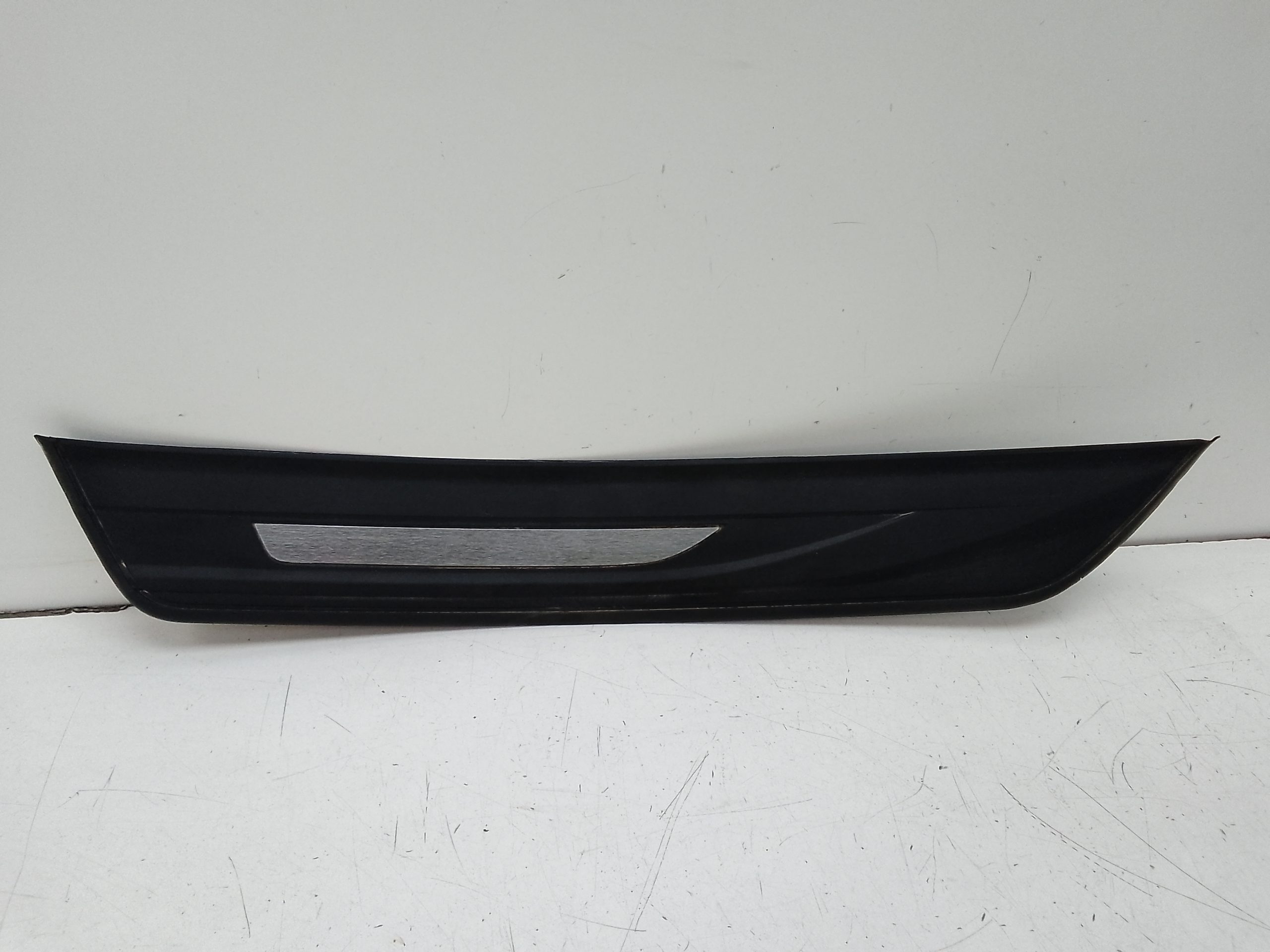 Moldura bajo puerta bmw serie 5 berlina (f10)(2010->)