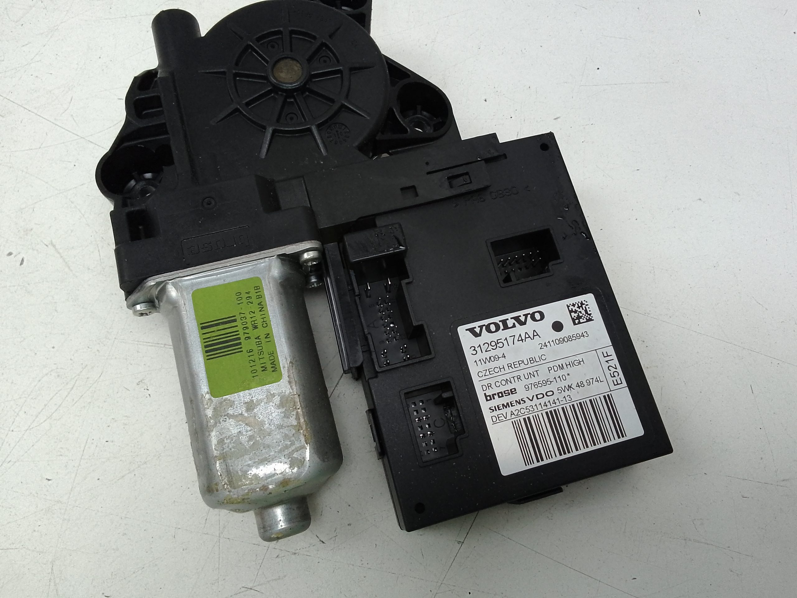 Motor elevalunas delantero derecho volvo c30 (09.2006->)