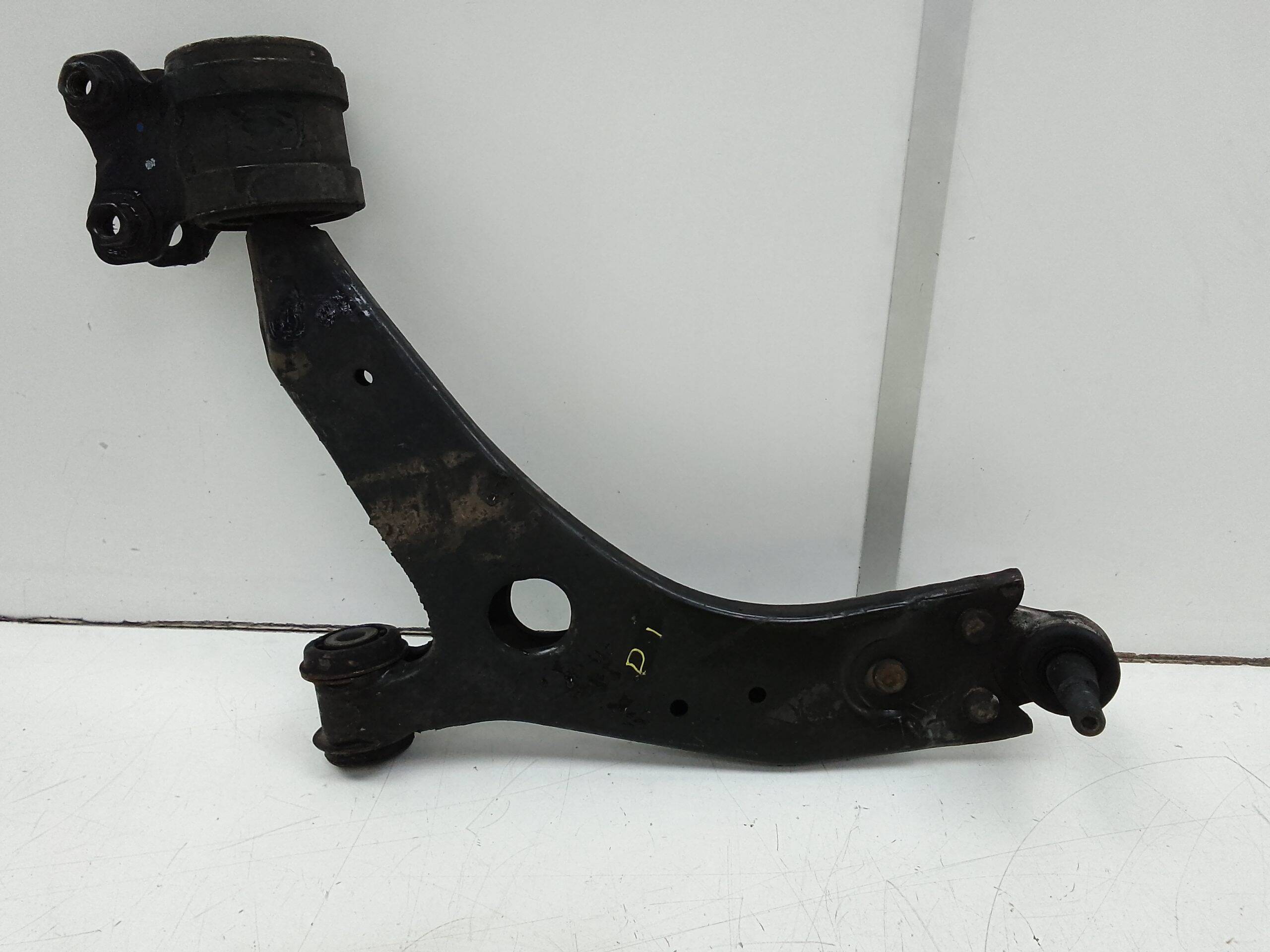 Brazo suspension inferior delantero izquierdo volvo c30 (09.2006->)