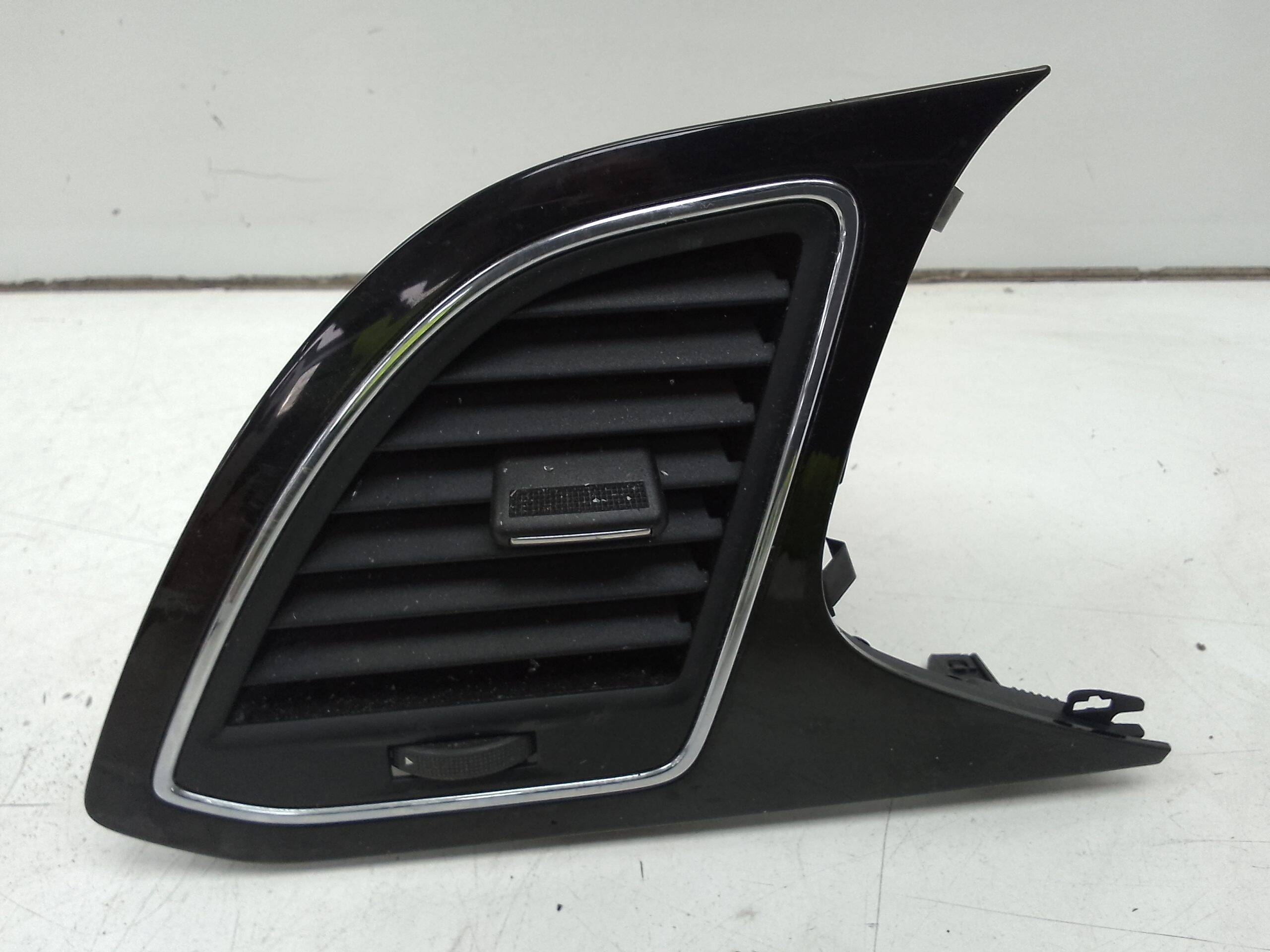 Rejilla aireadora seat leon (5f1)(09.2012->)