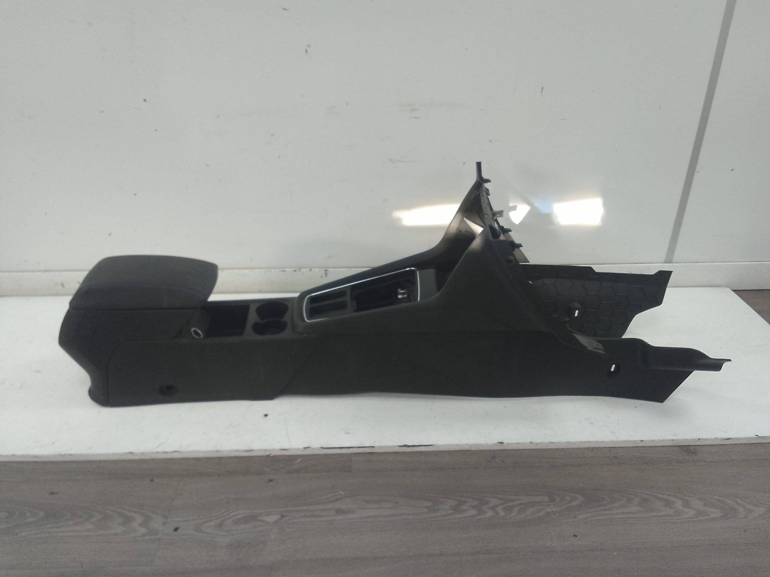 Consola central seat leon (5f1)(09.2012->)