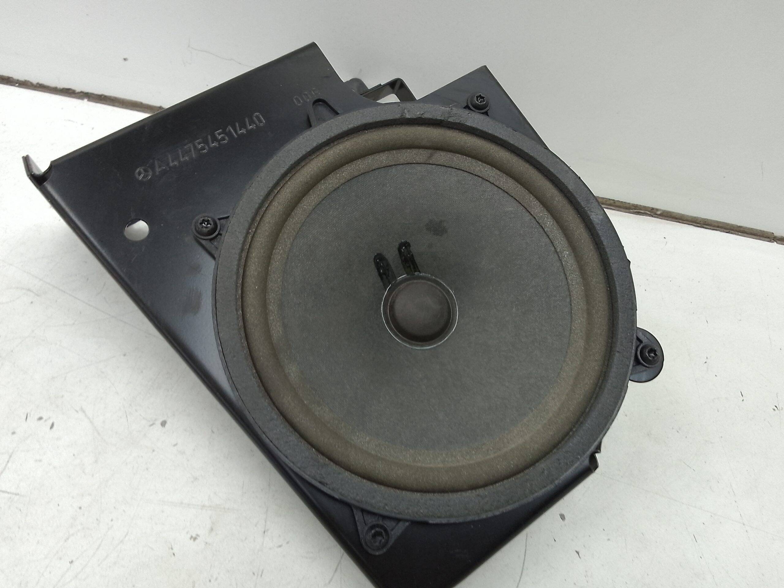 Altavoz mercedes-benz v -clase combi (447)(01.2014->)