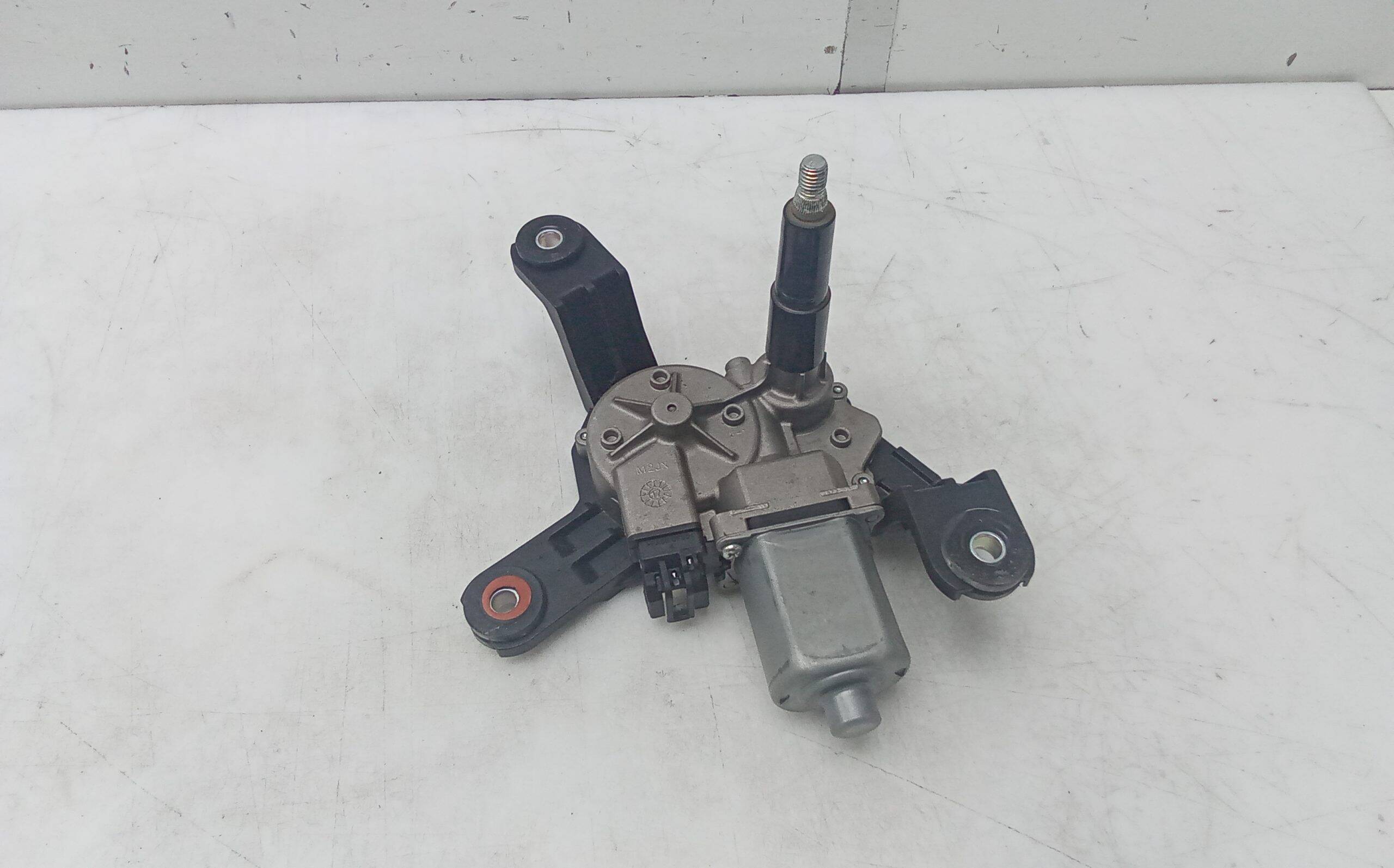 Motor limpia trasero opel astra k berlina 5p (09.2015->)