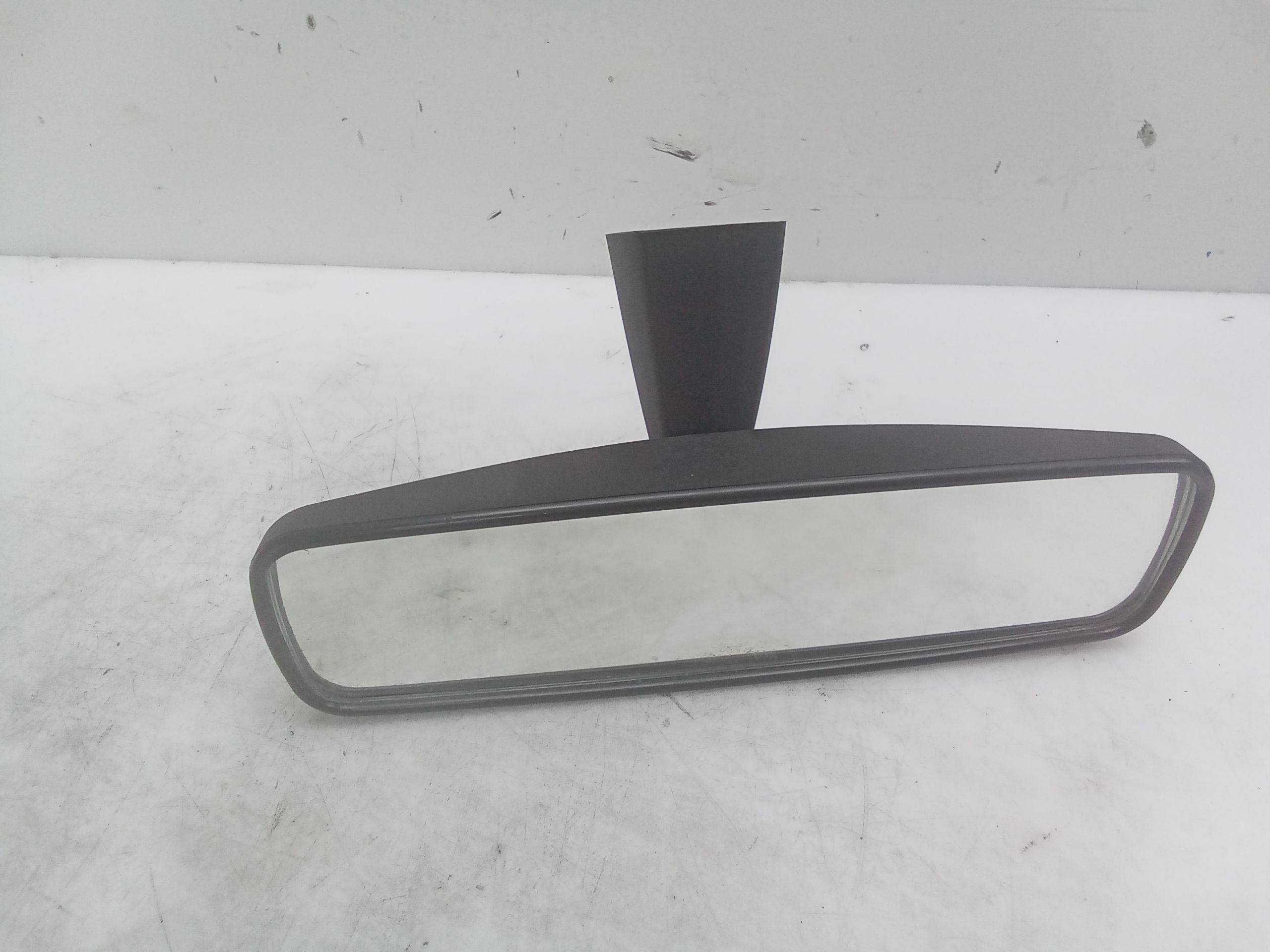 Retrovisor central peugeot 208 (01.2012->)